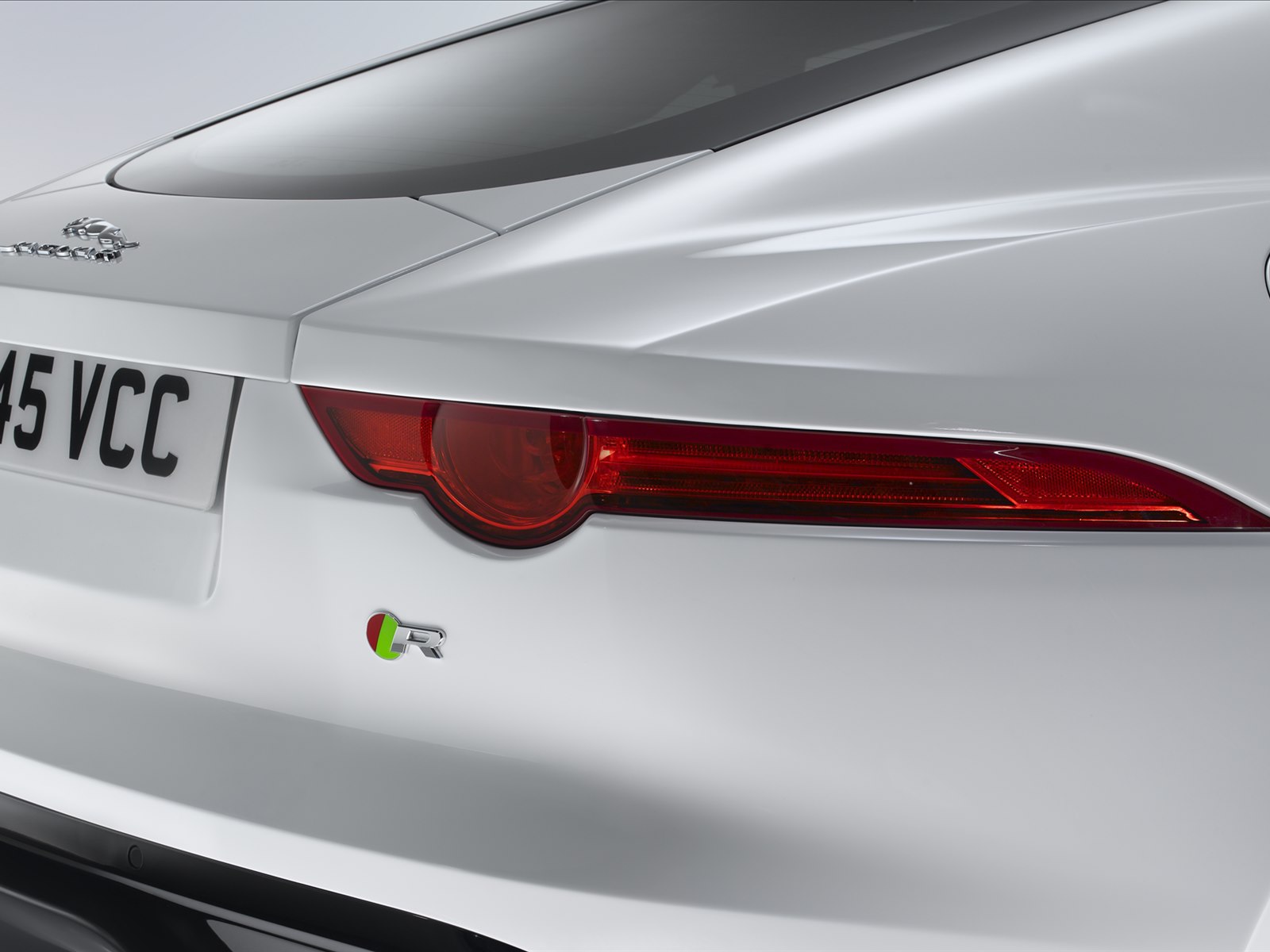 Jaguar F-Type R Coupe 2015