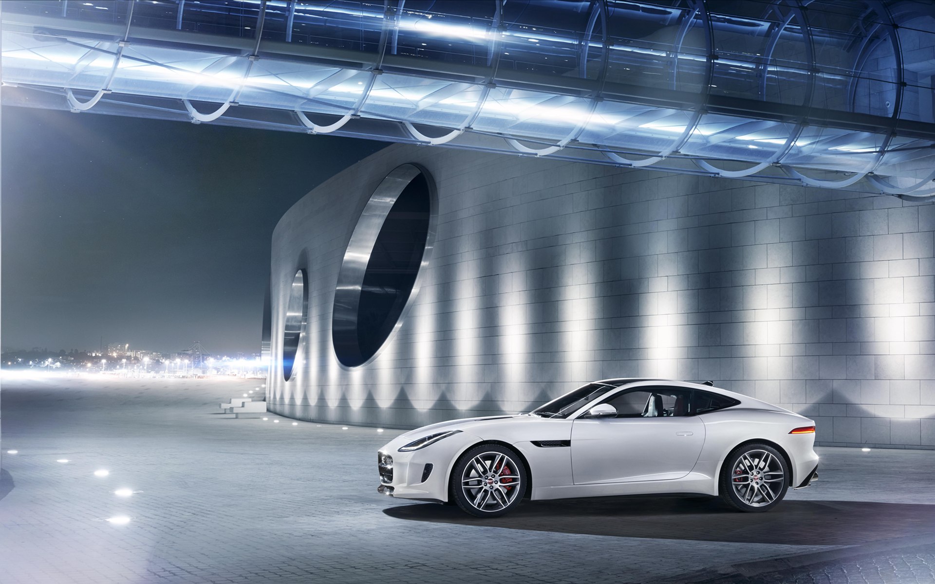 Jaguar F-Type R Coupe 2015