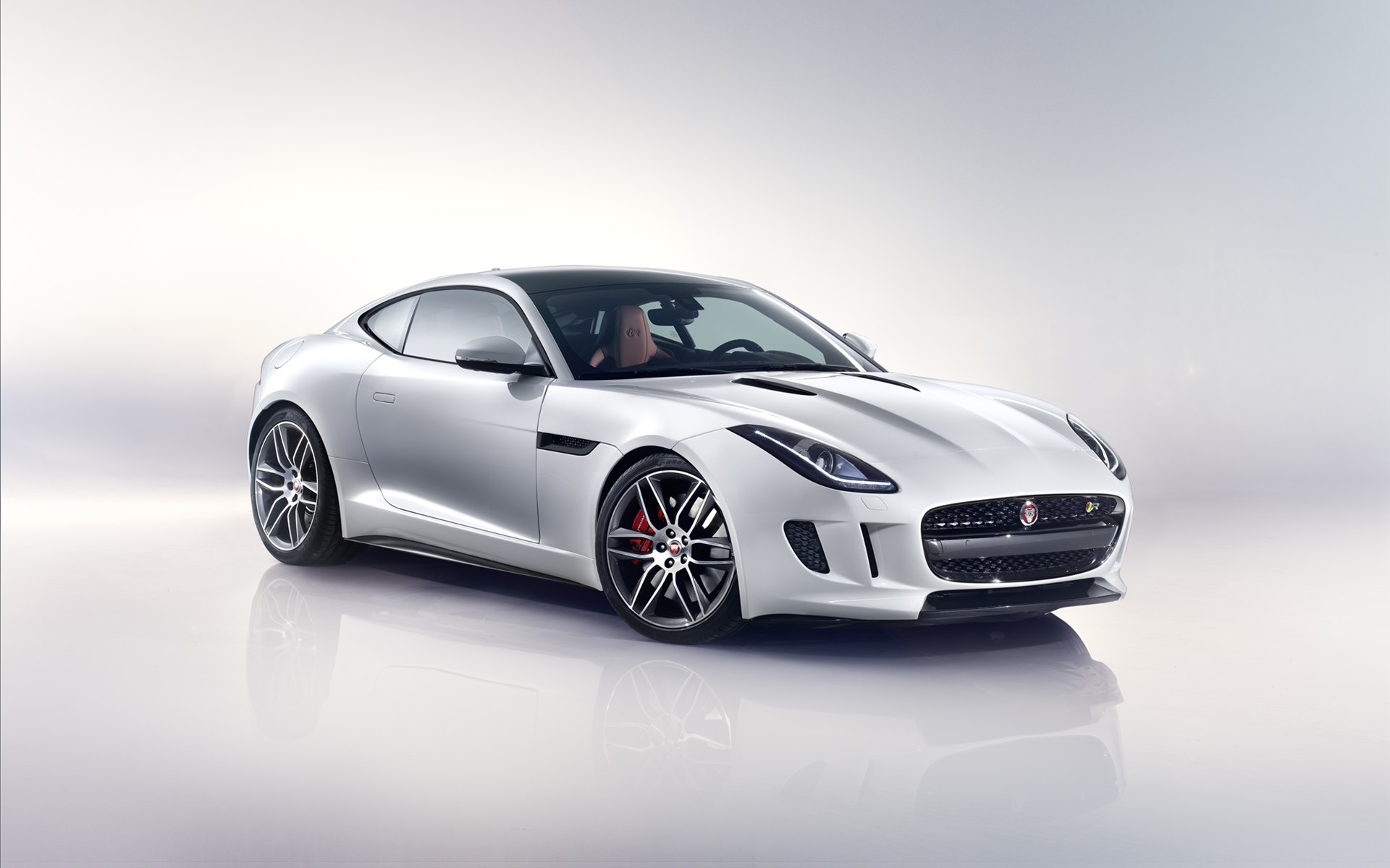 Jaguar F-Type R Coupe 2015