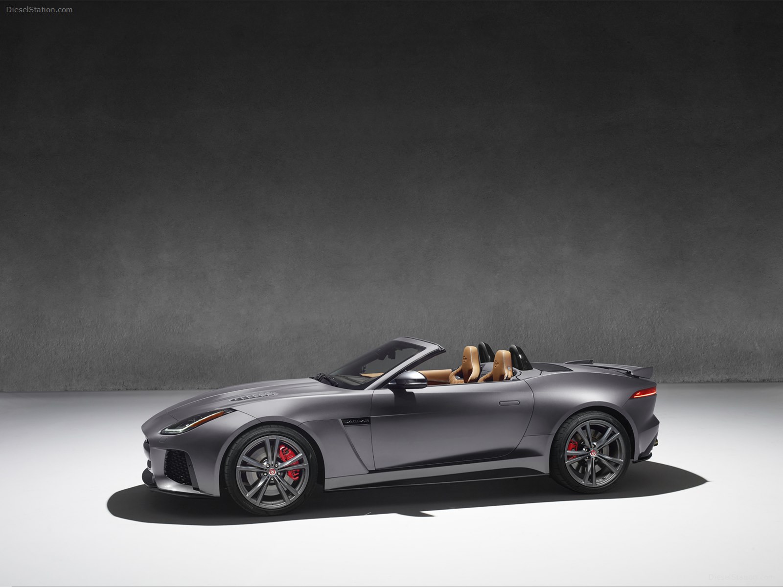 Jaguar F-TYPE SVR Convertible 2017