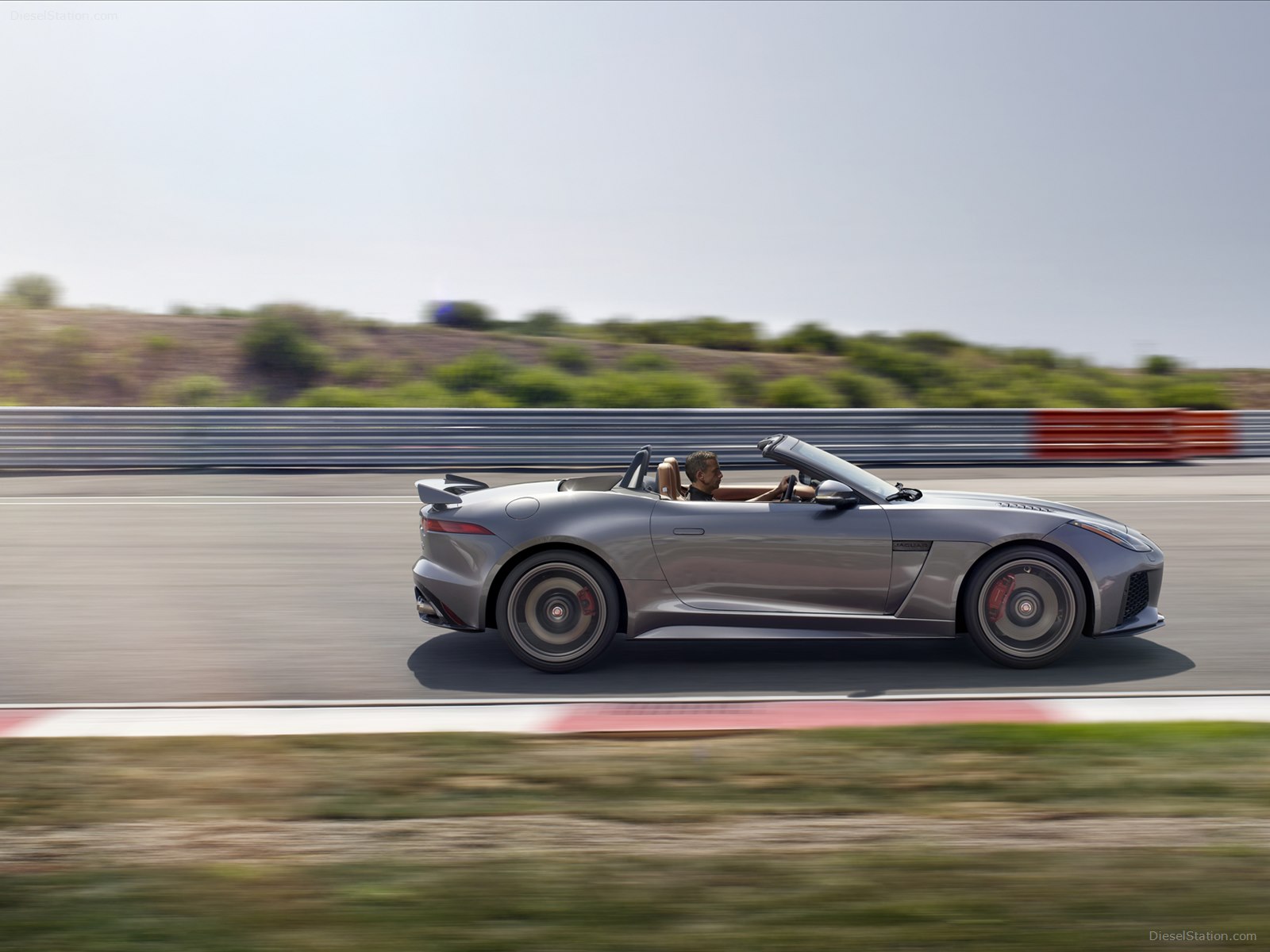 Jaguar F-TYPE SVR Convertible 2017