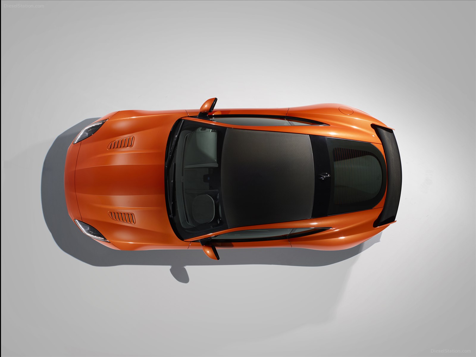 Jaguar F-Type SVR Coupe 2017