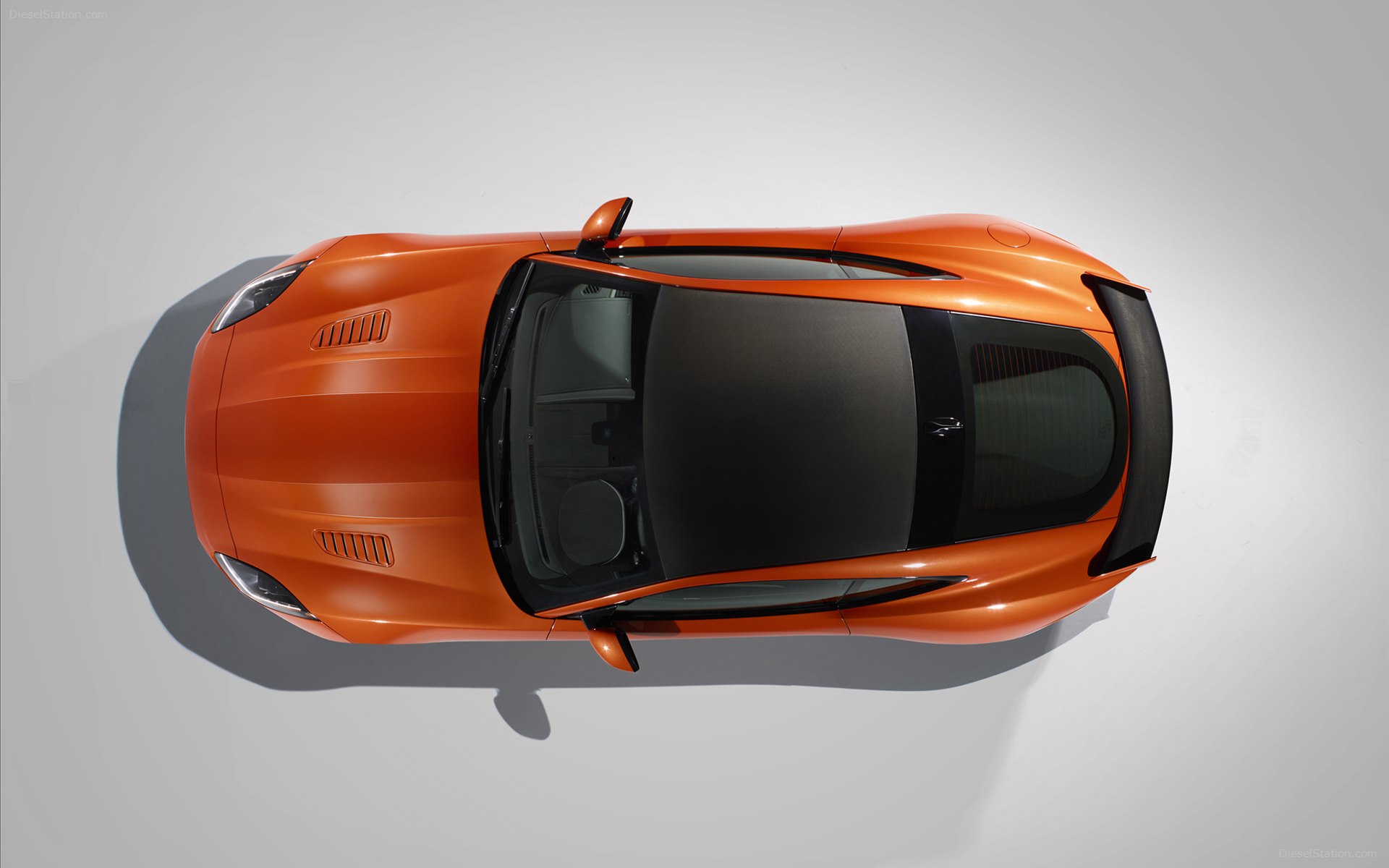 Jaguar F-Type SVR Coupe 2017