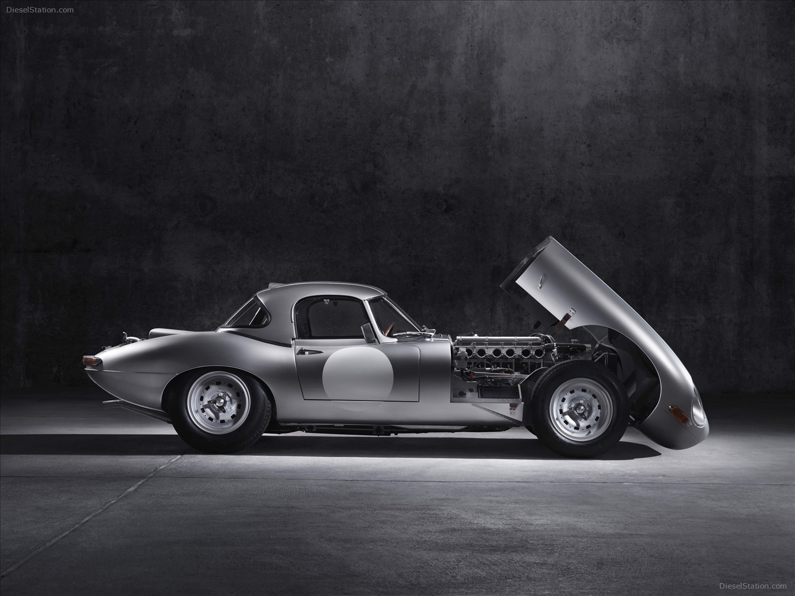Jaguar Lightweight E-Type 2014