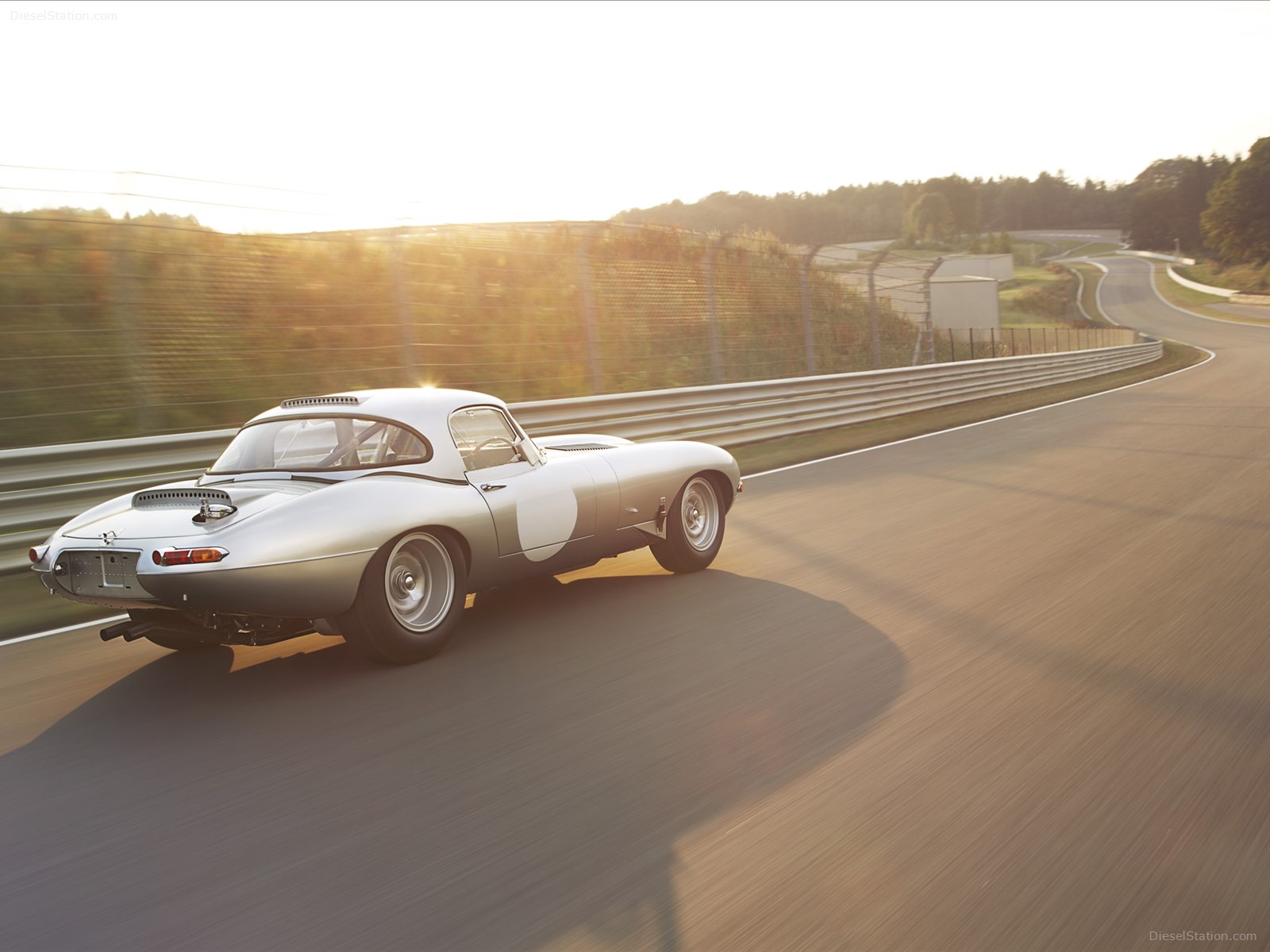 Jaguar Lightweight E-Type 2014