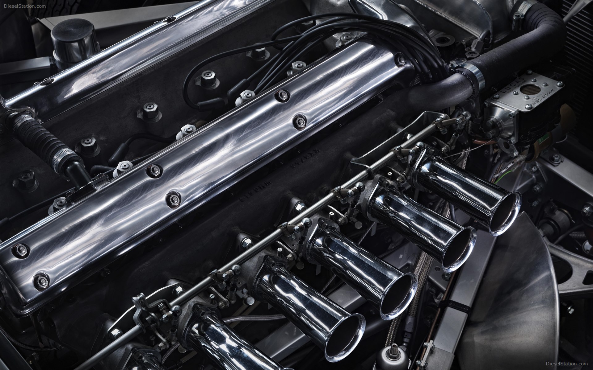 Jaguar Lightweight E-Type 2014