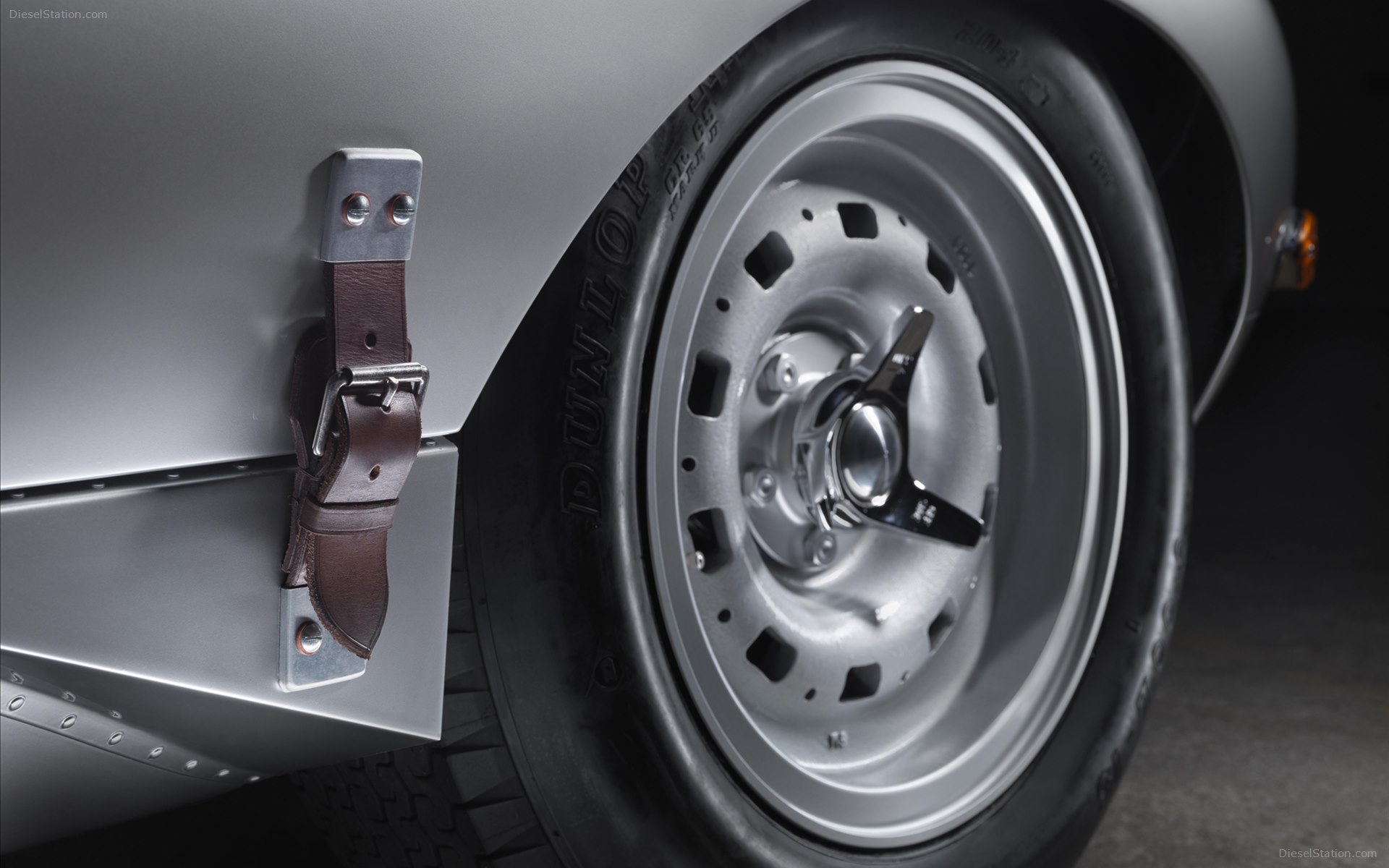 Jaguar Lightweight E-Type 2014