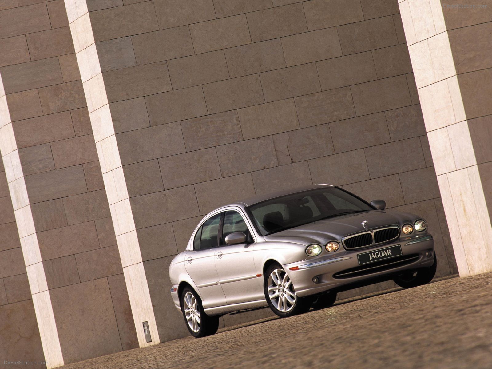 Jaguar X-Type