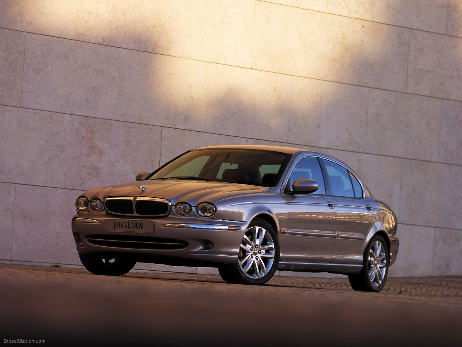 Jaguar X-Type