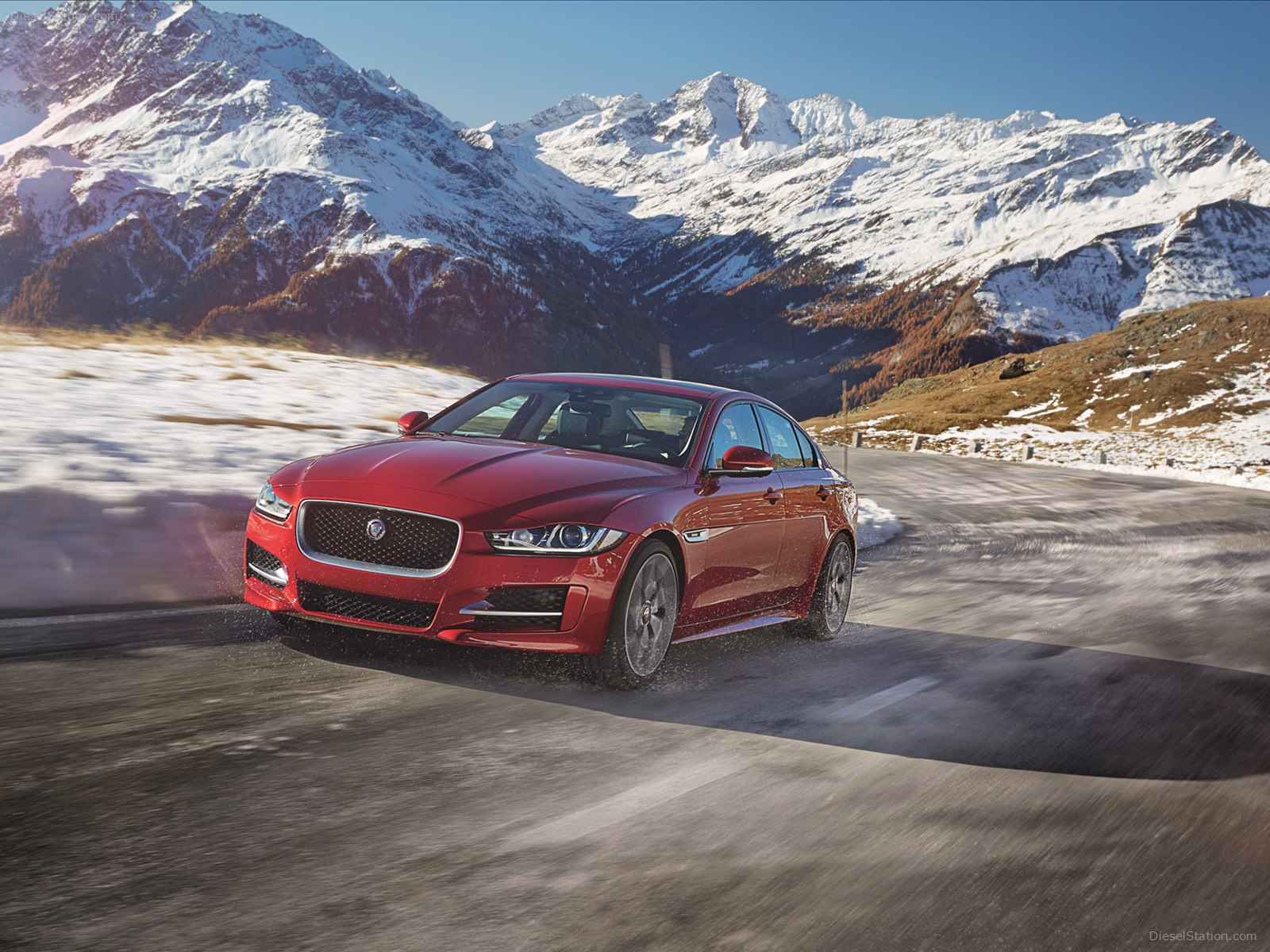 Jaguar XE AWD 2017