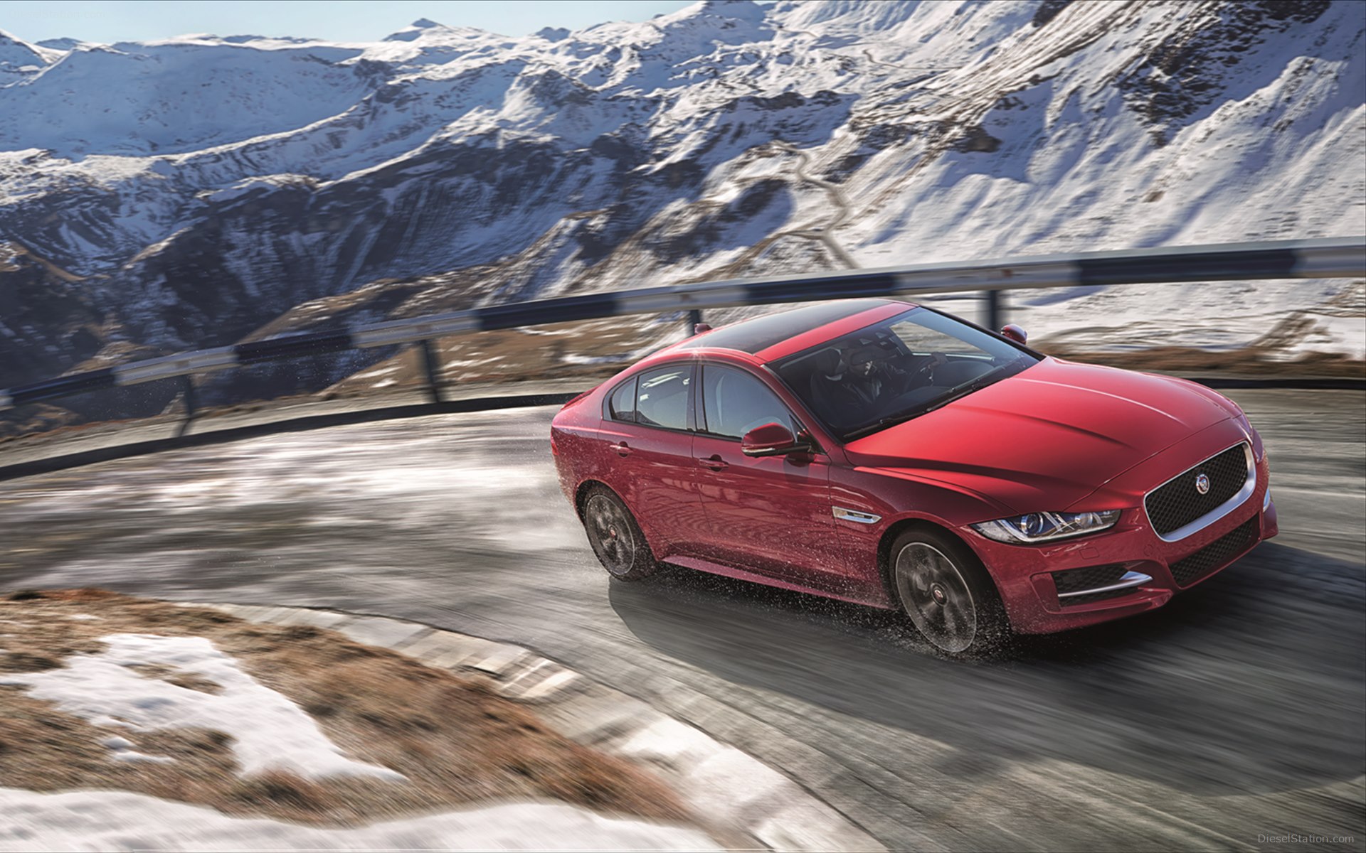 Jaguar XE AWD 2017