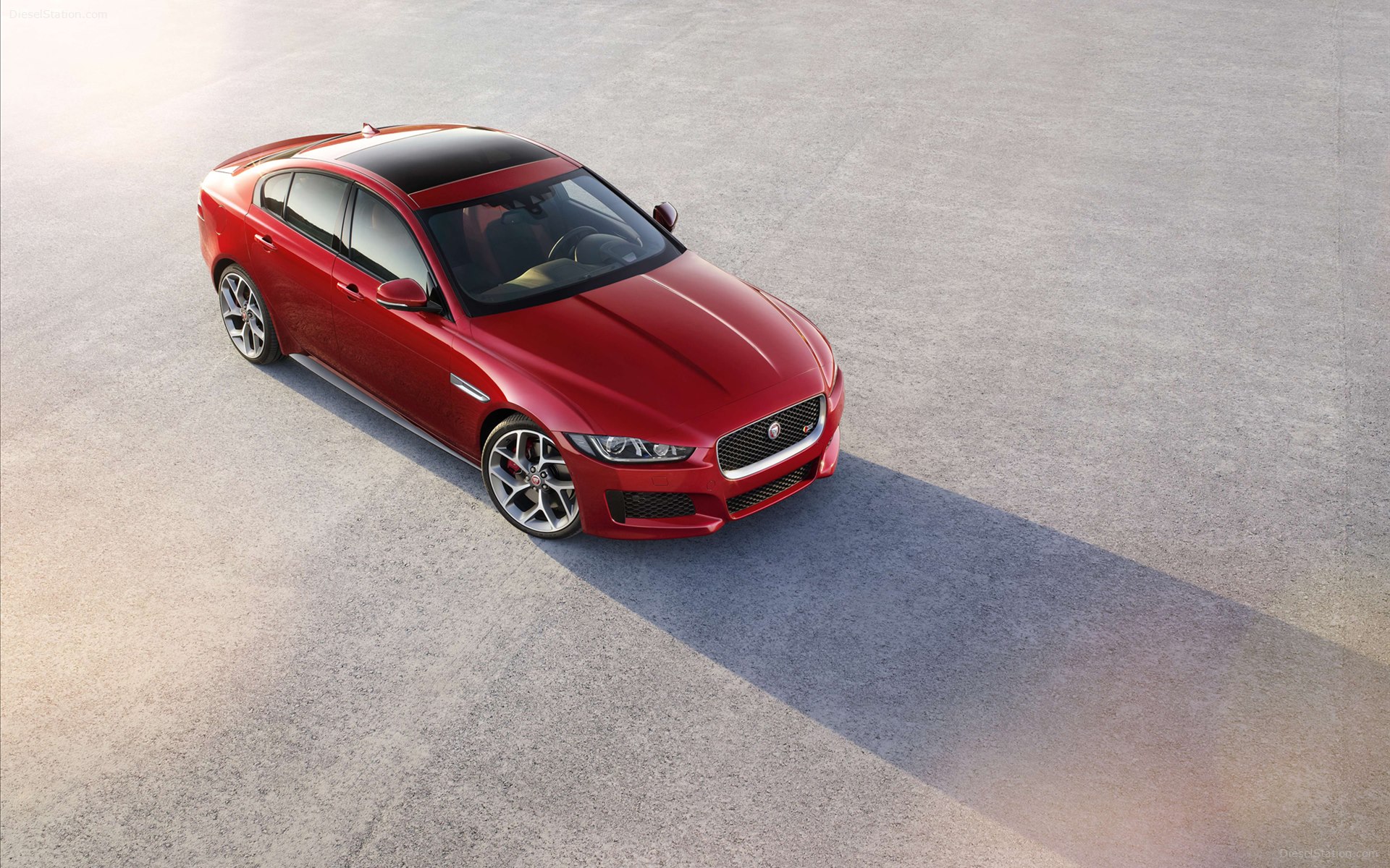 Jaguar XE S 2016