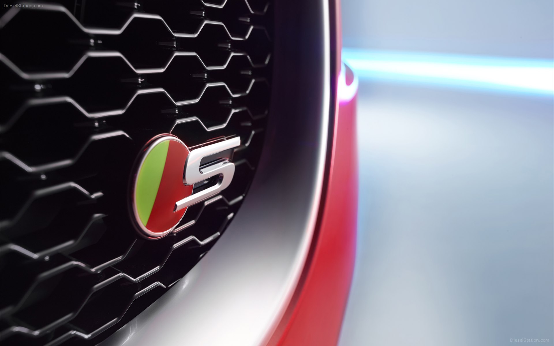 Jaguar XE S 2016