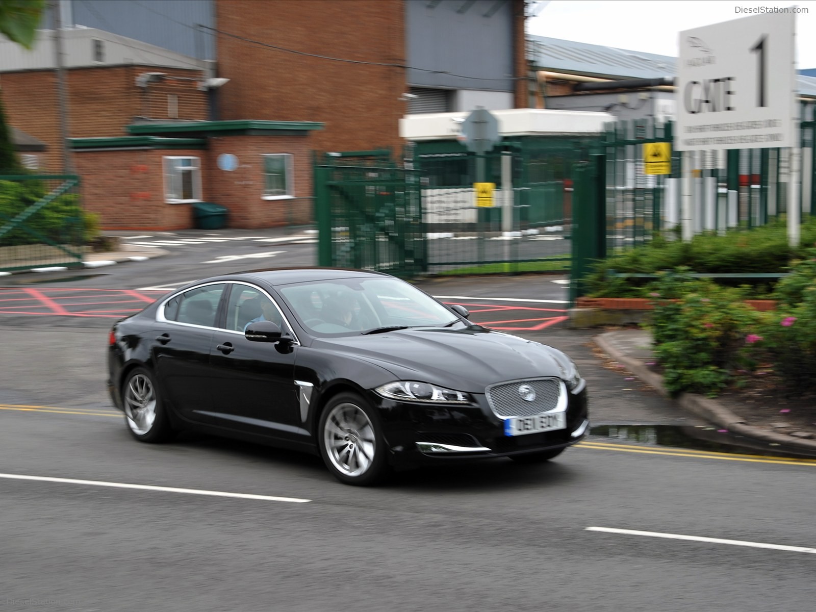 Jaguar XF 2012
