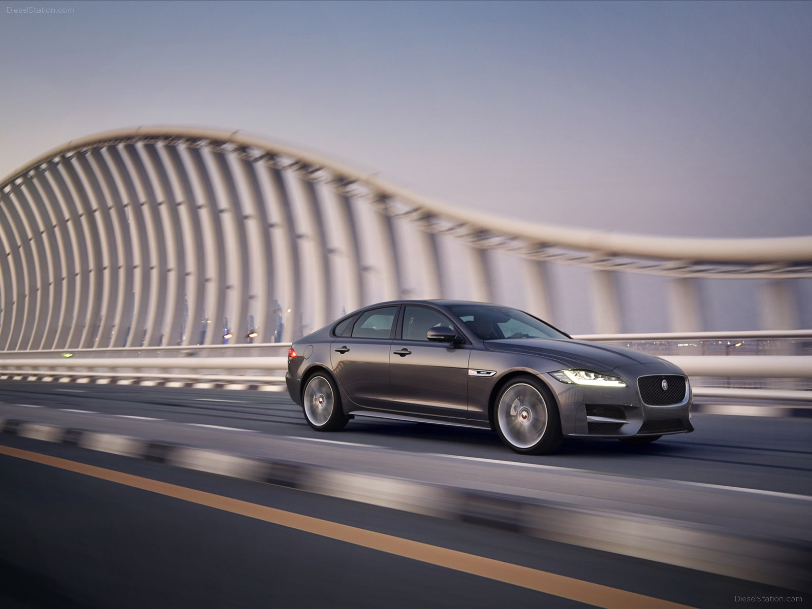 Jaguar XF 2016