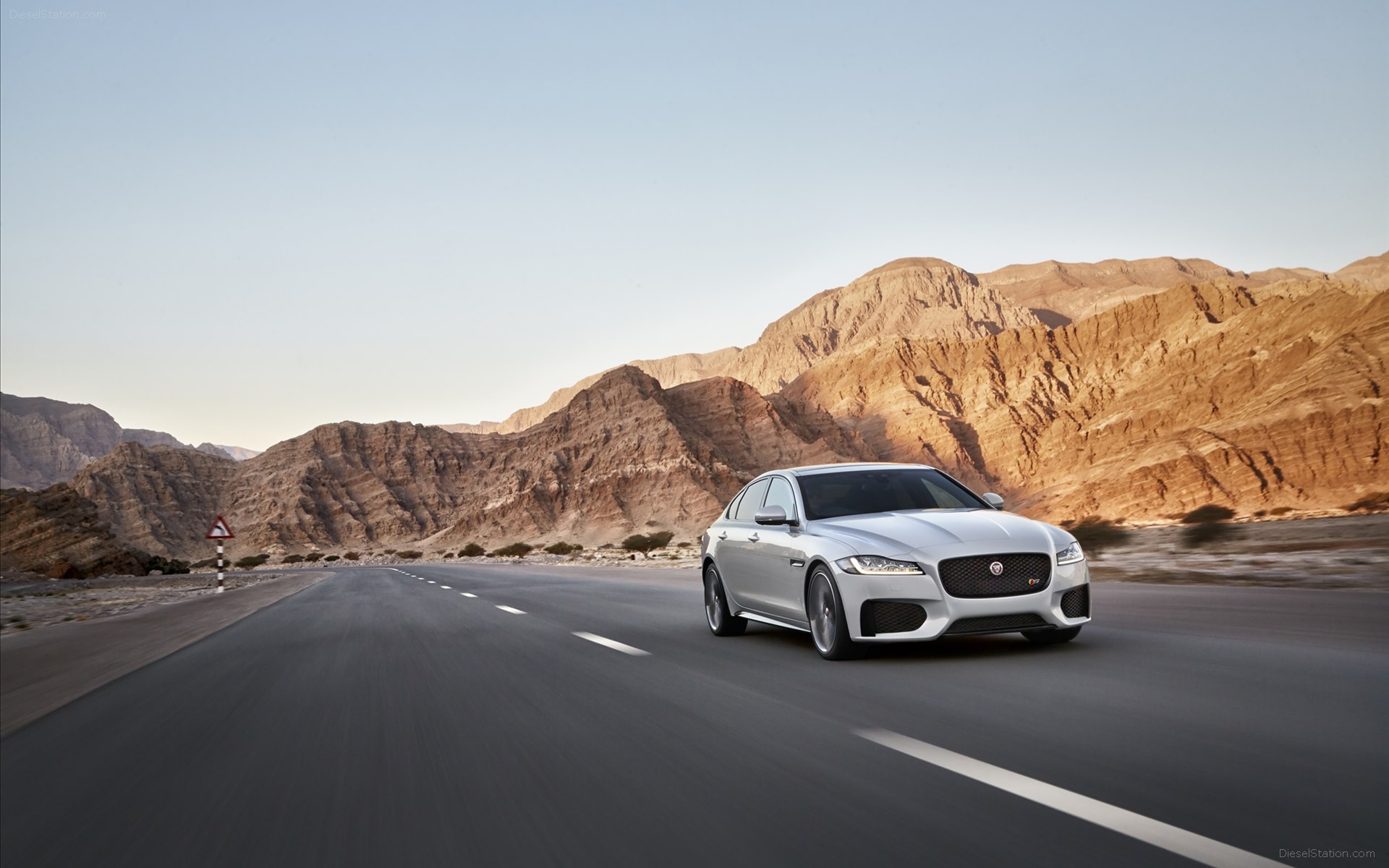 Jaguar XF 2016