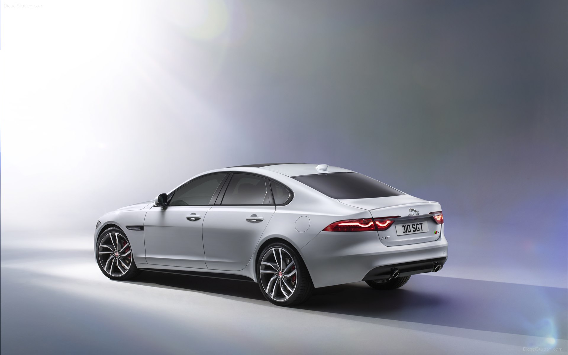Jaguar XF 2016