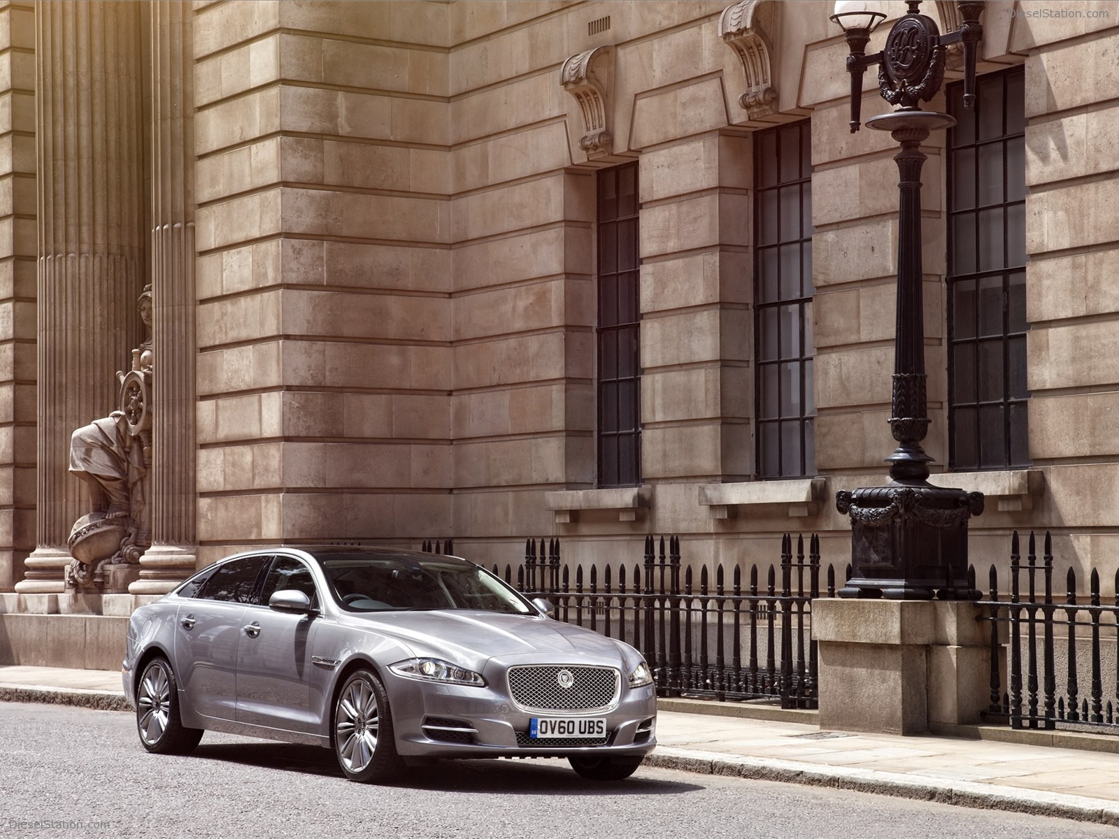 Jaguar XJ 2012