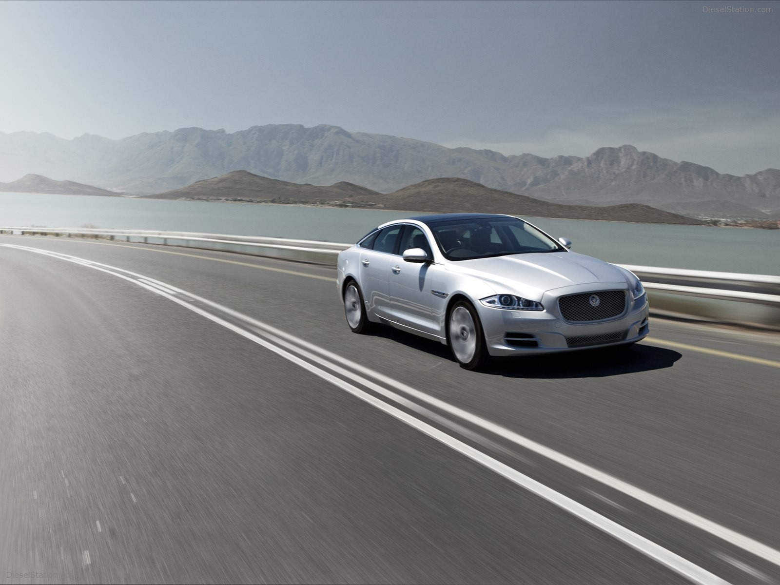 Jaguar XJ 2012