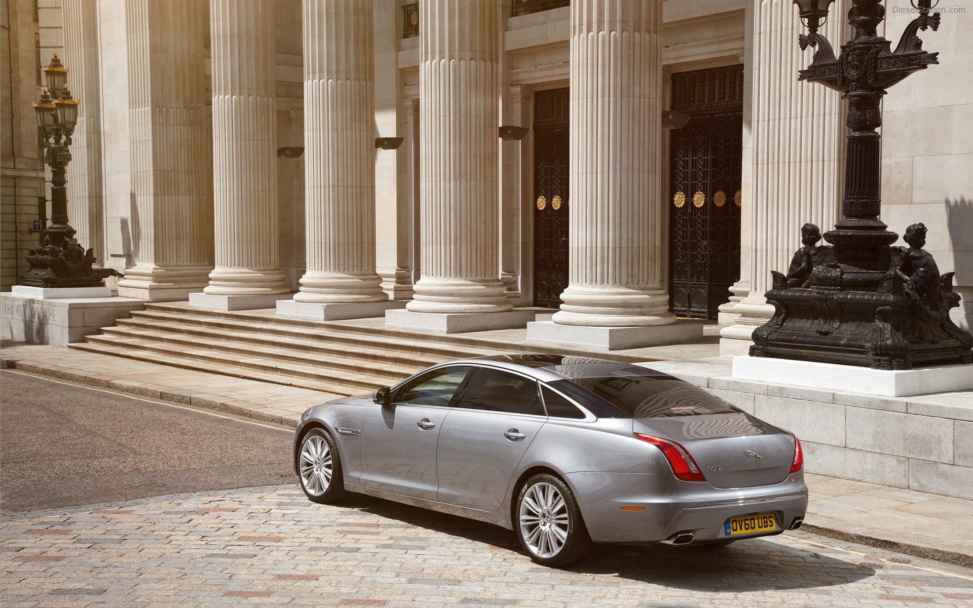 Jaguar XJ 2012