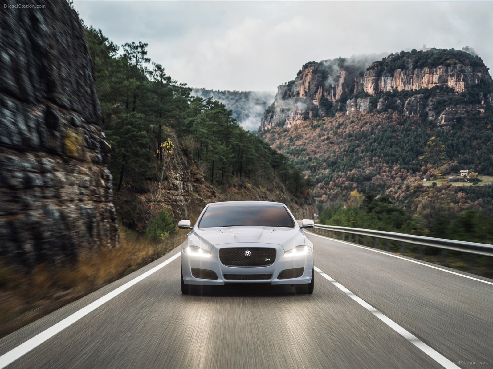 Jaguar XJ 2016