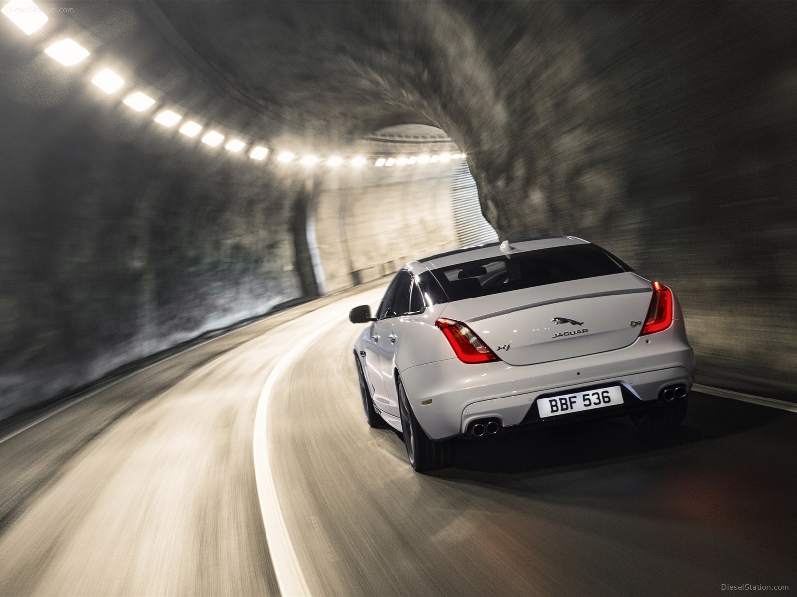 Jaguar XJ 2016