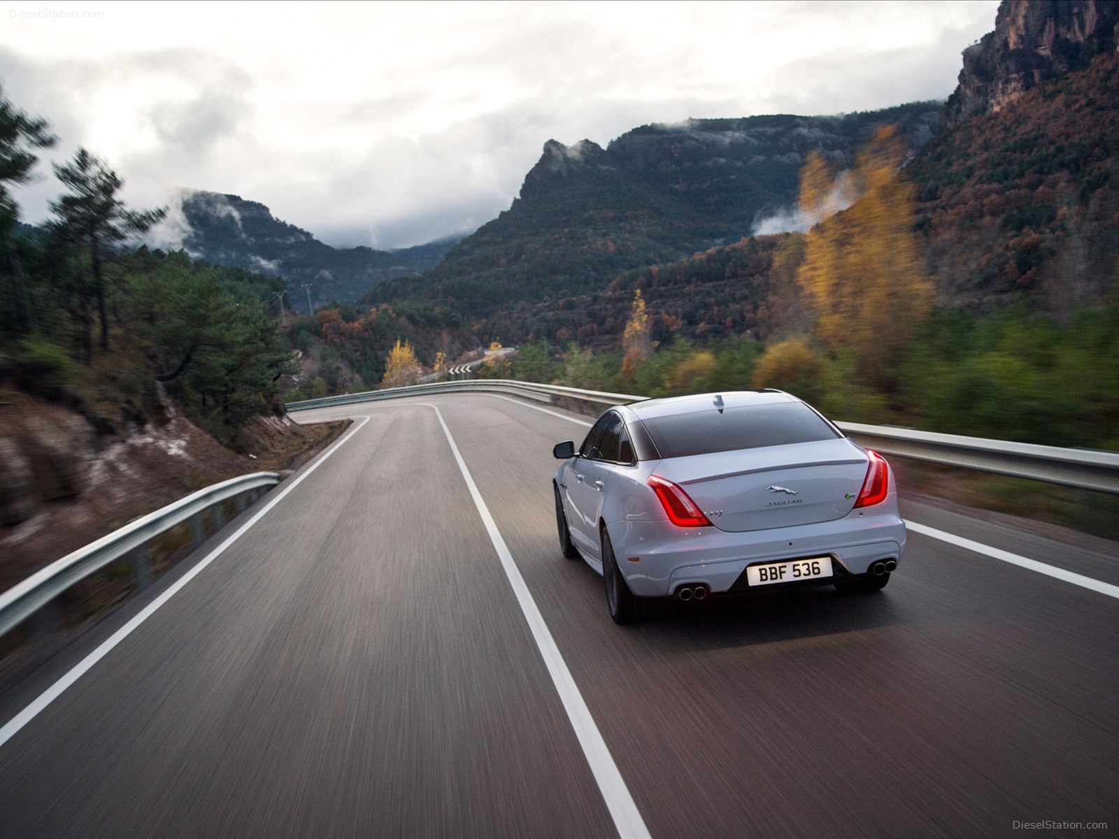 Jaguar XJ 2016