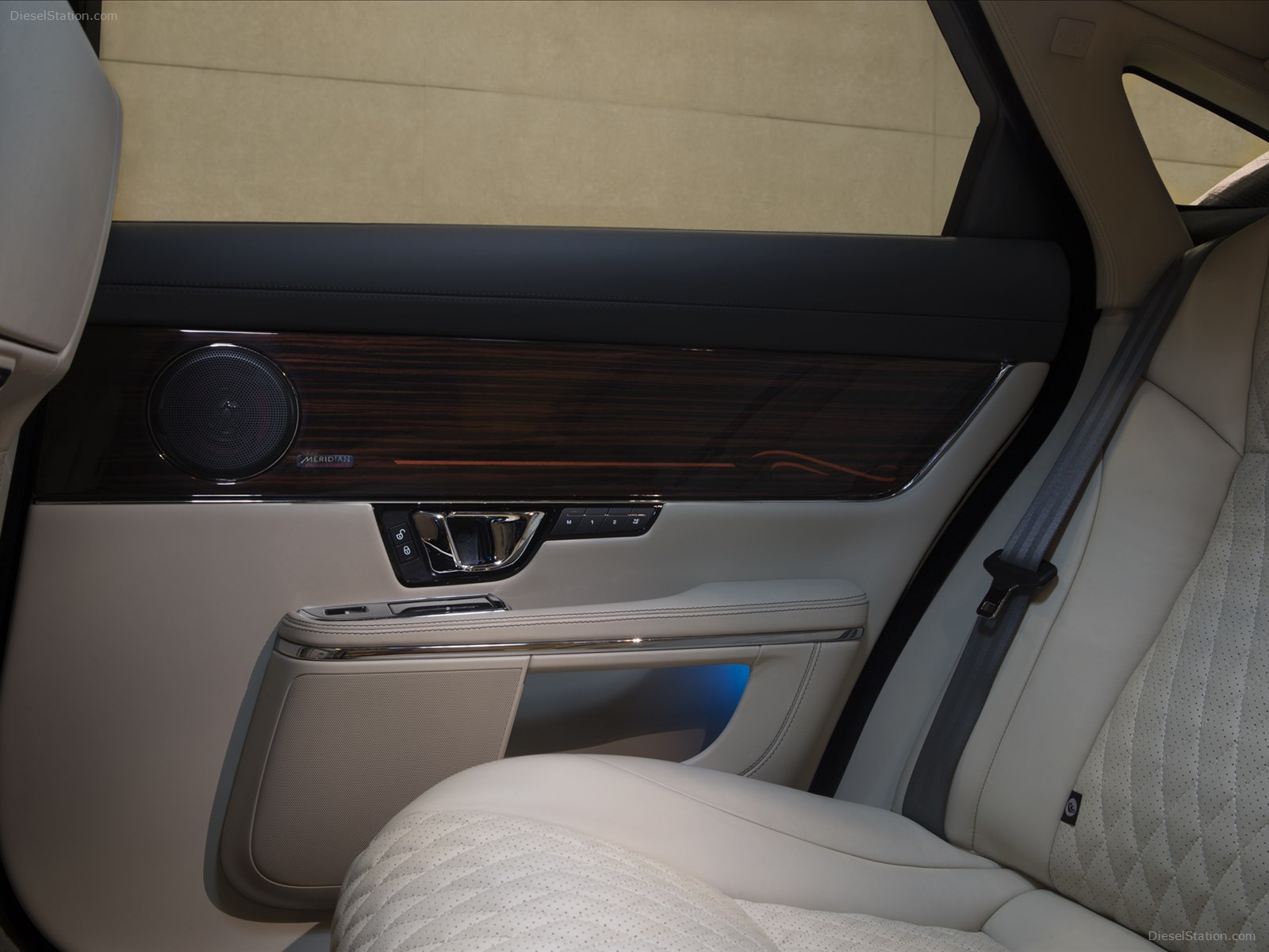 Jaguar XJ 2016