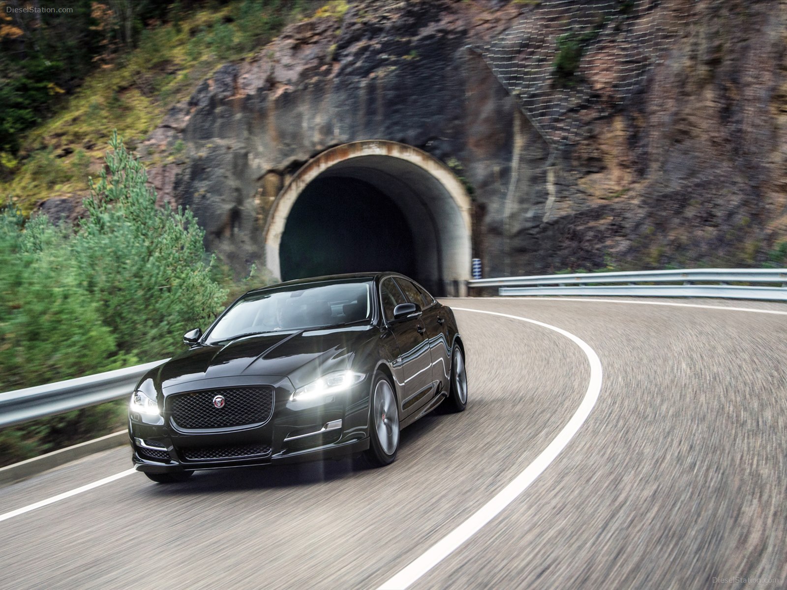 Jaguar XJ 2016