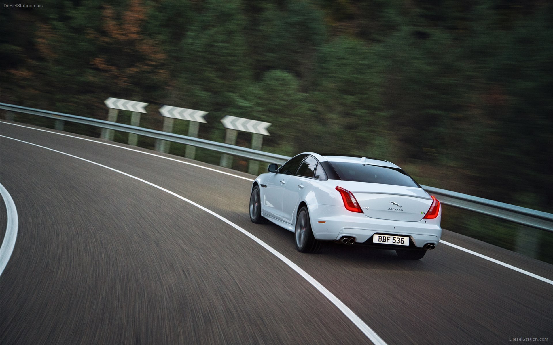 Jaguar XJ 2016