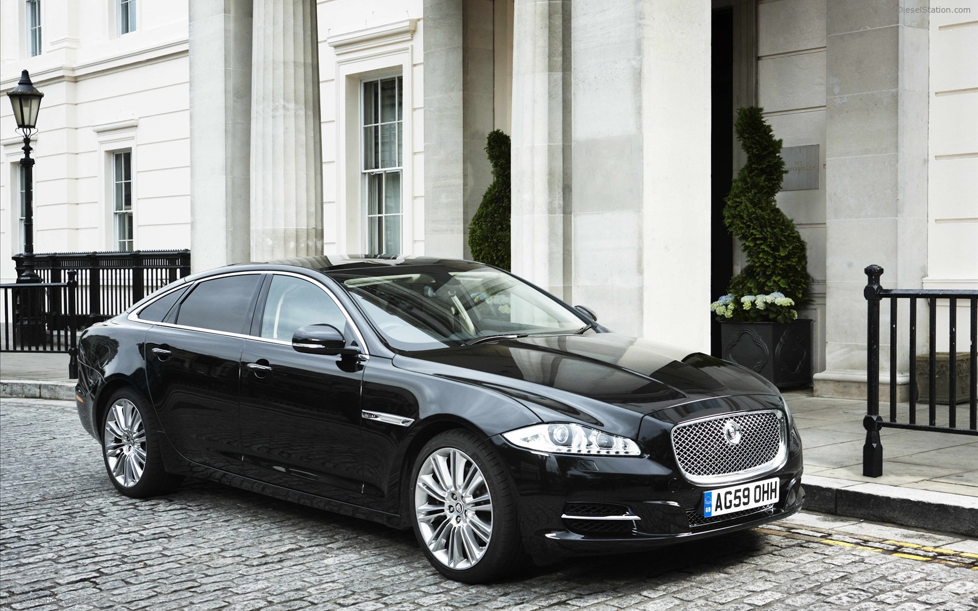 Jaguar XJ Saloon 2011