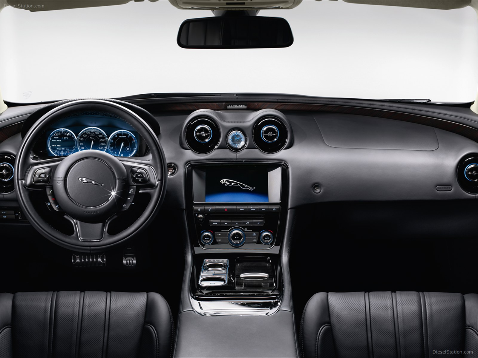 Jaguar XJ Ultimate 2013