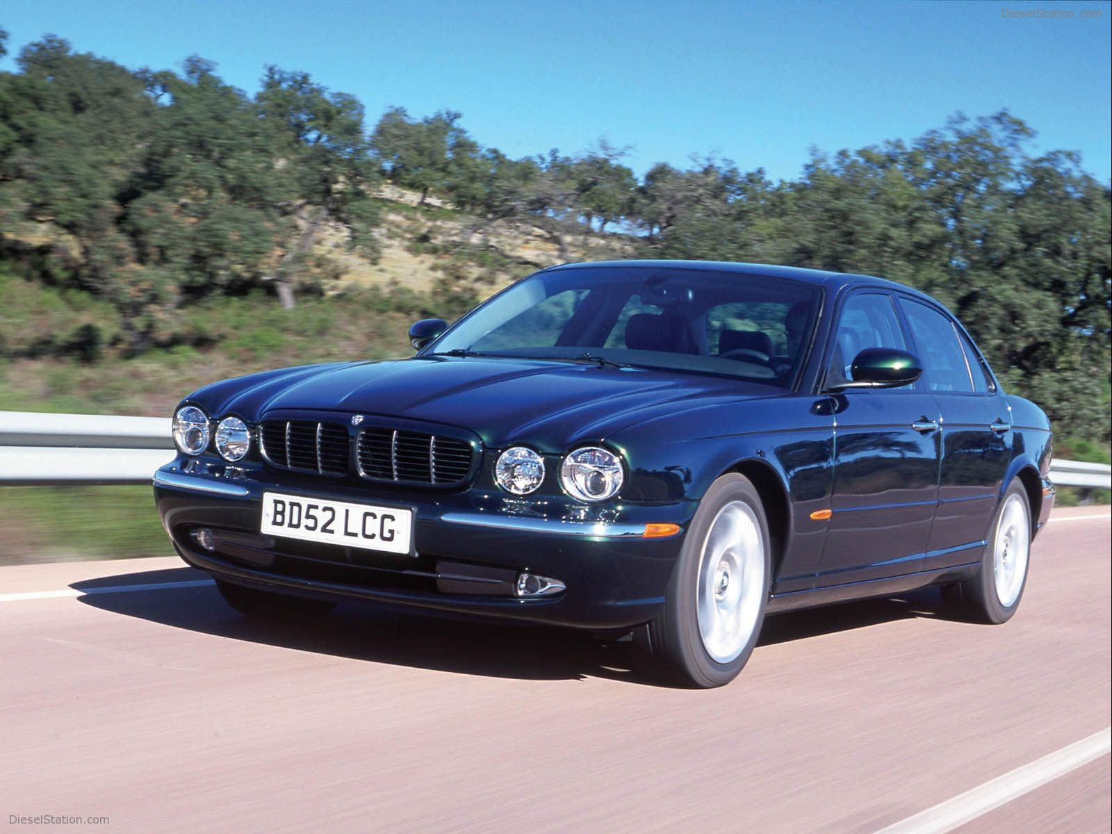 Jaguar XJ