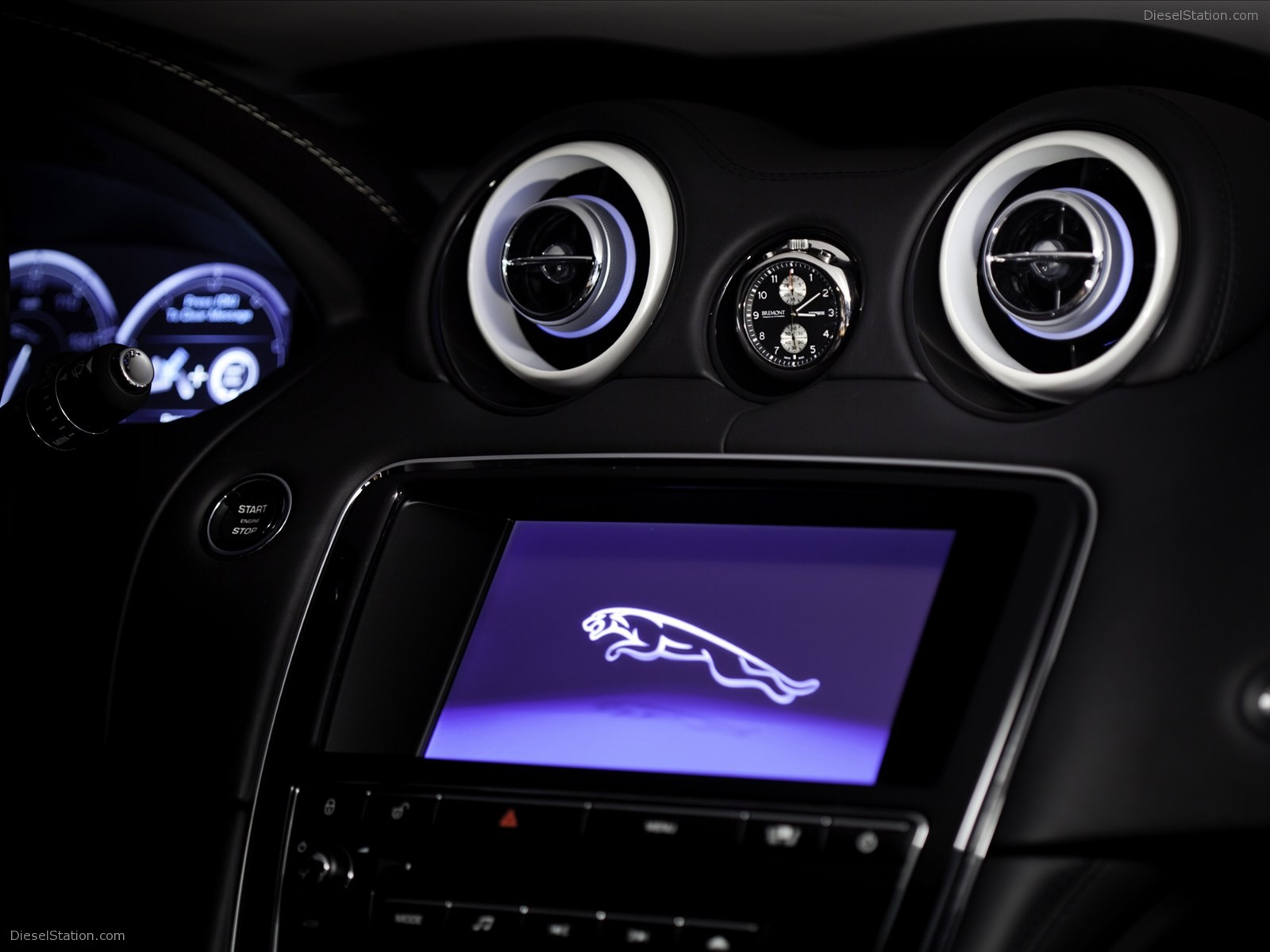 Jaguar XJ75 Platinum Design Concept 2010