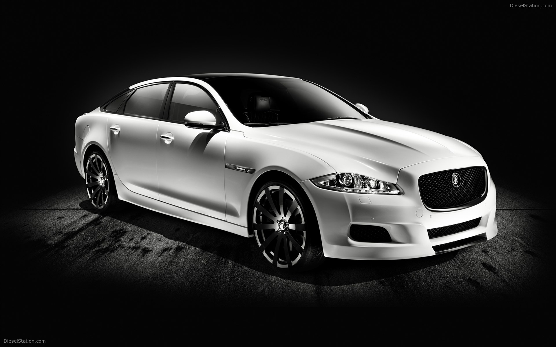 Jaguar XJ75 Platinum Design Concept 2010