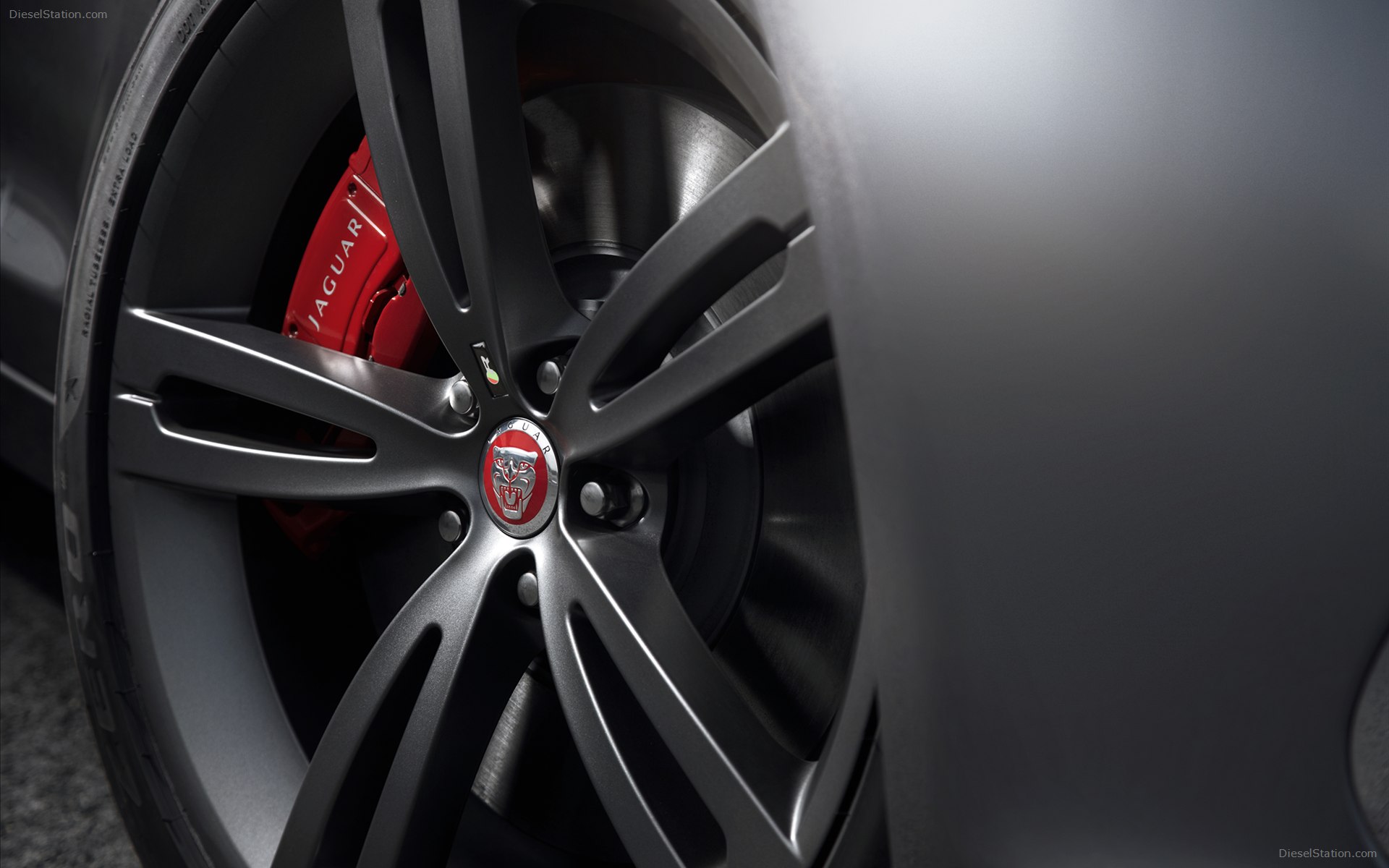 Jaguar XJR 2014