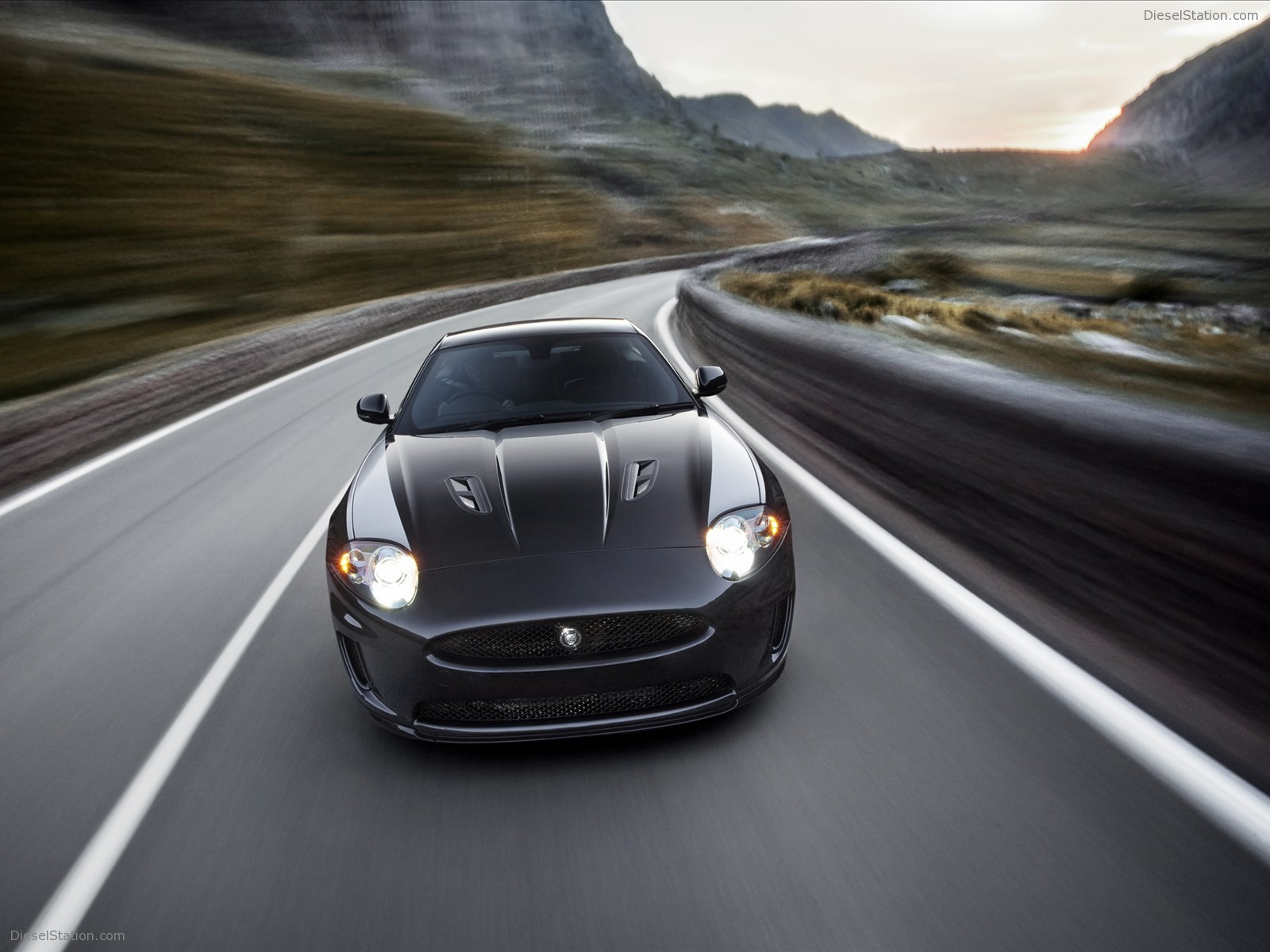 Jaguar XKR 75 2011