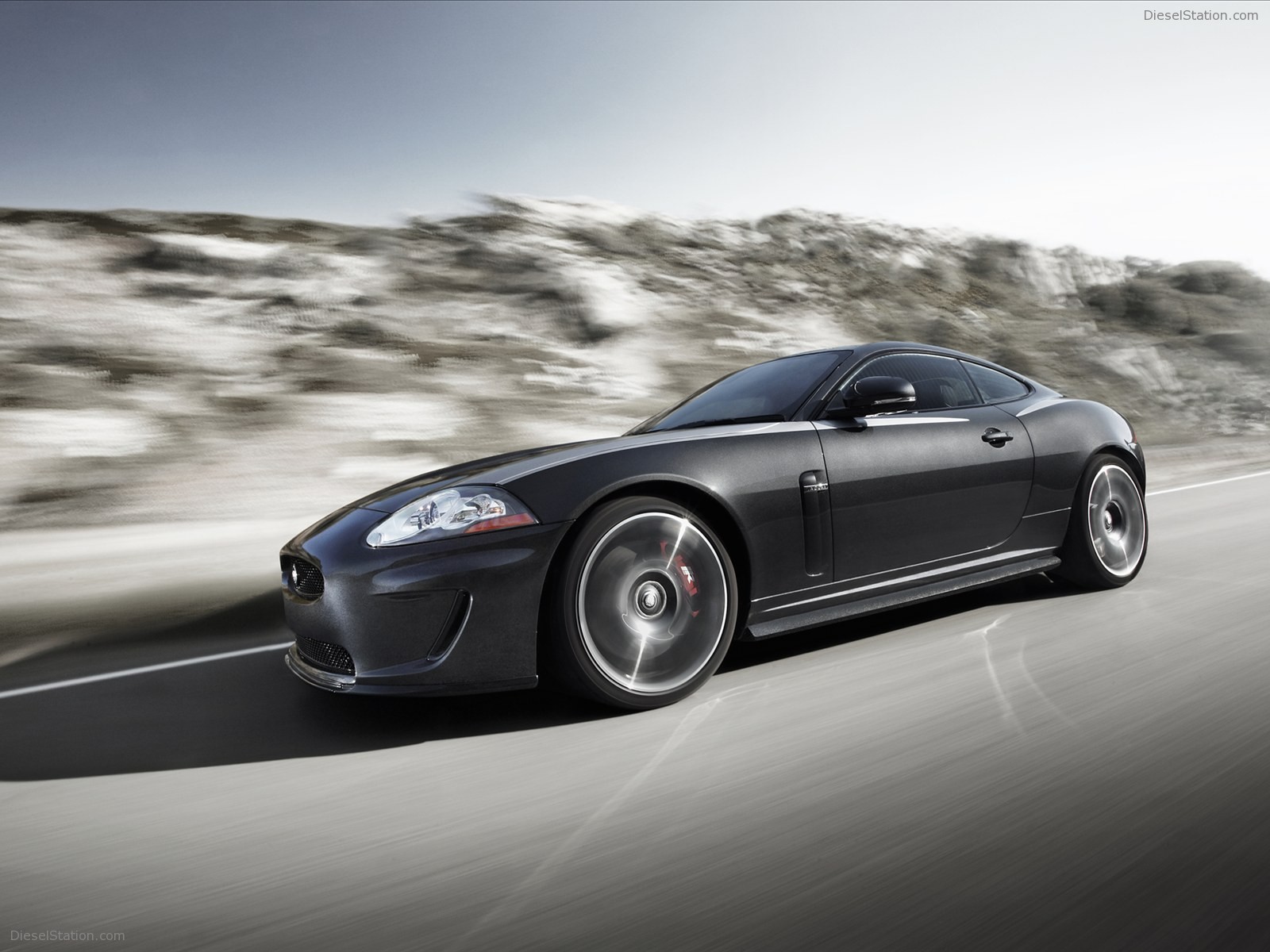 Jaguar XKR 75 2011