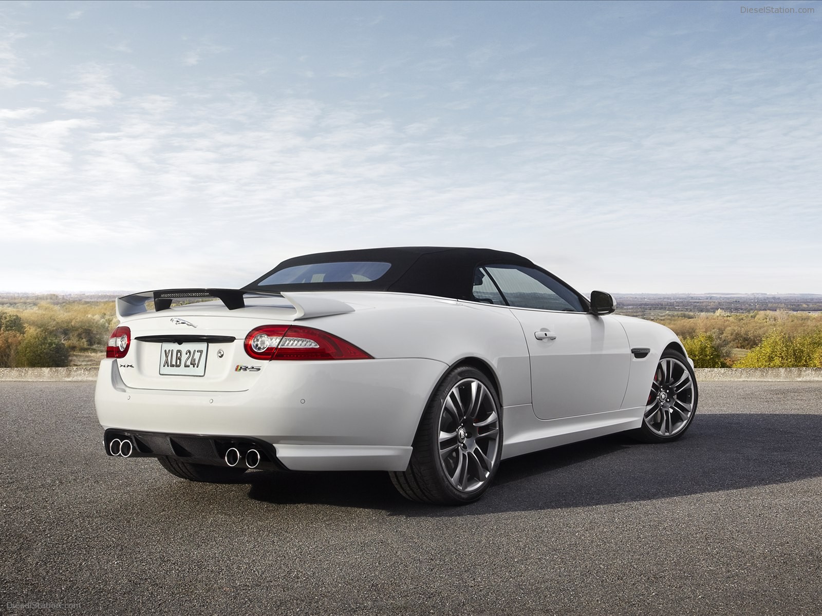 Jaguar XKR-S Convertible 2012