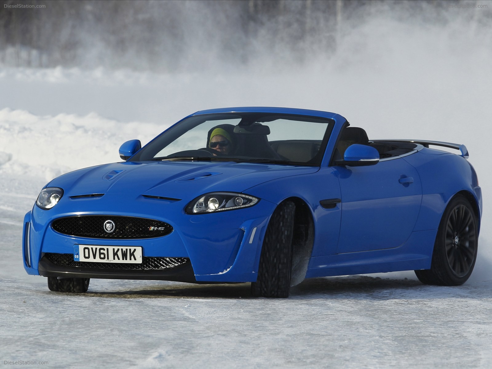 Jaguar XKR-S Convertible 2012