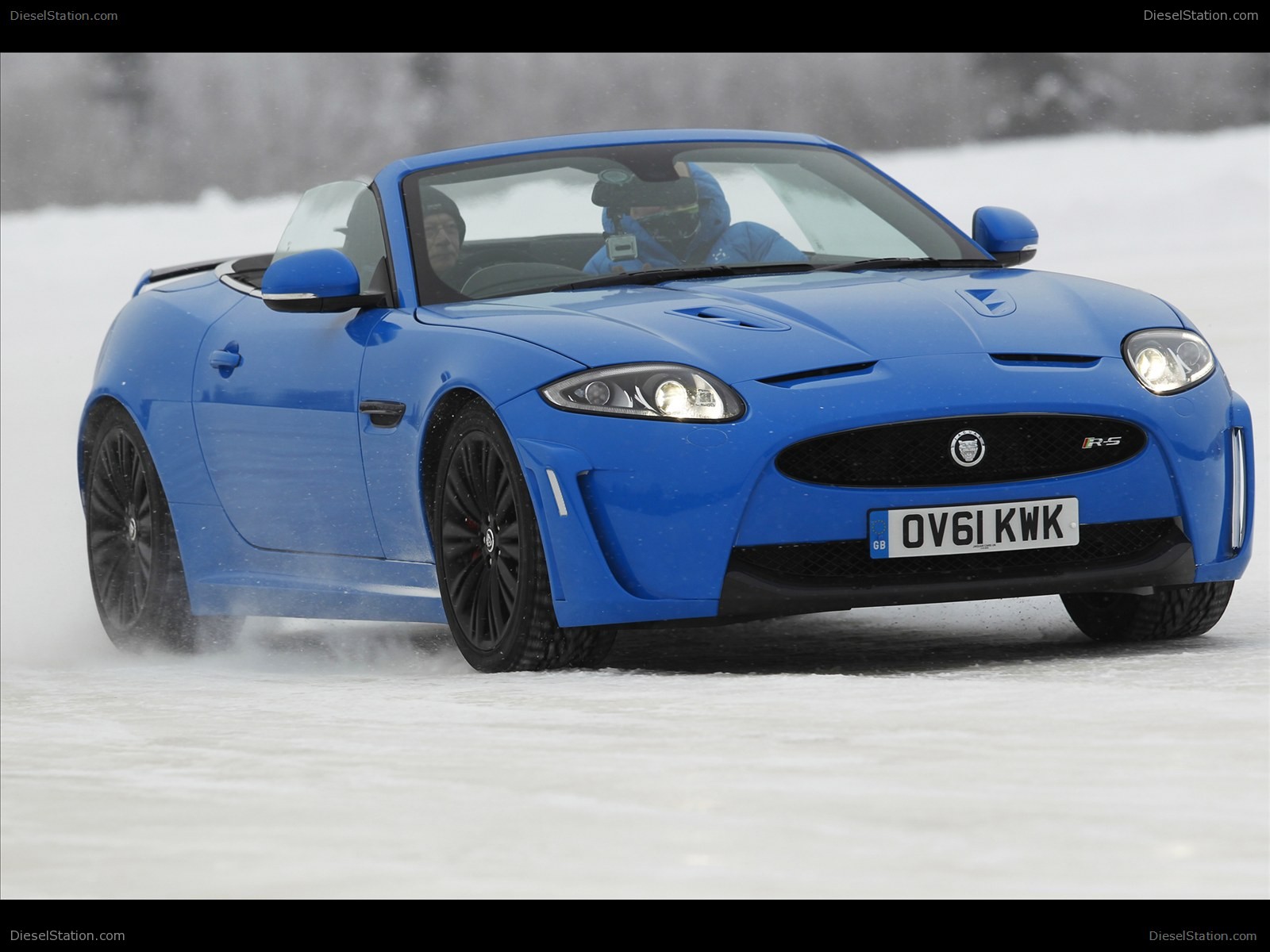 Jaguar XKR-S Convertible 2012