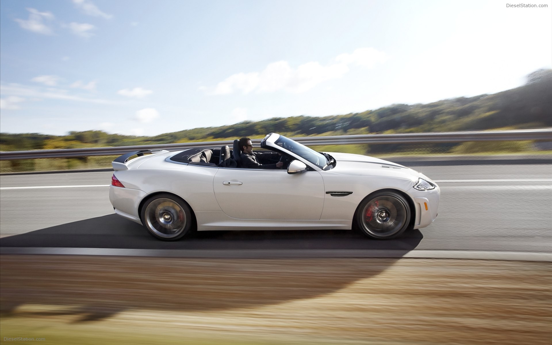 Jaguar XKR-S Convertible 2012