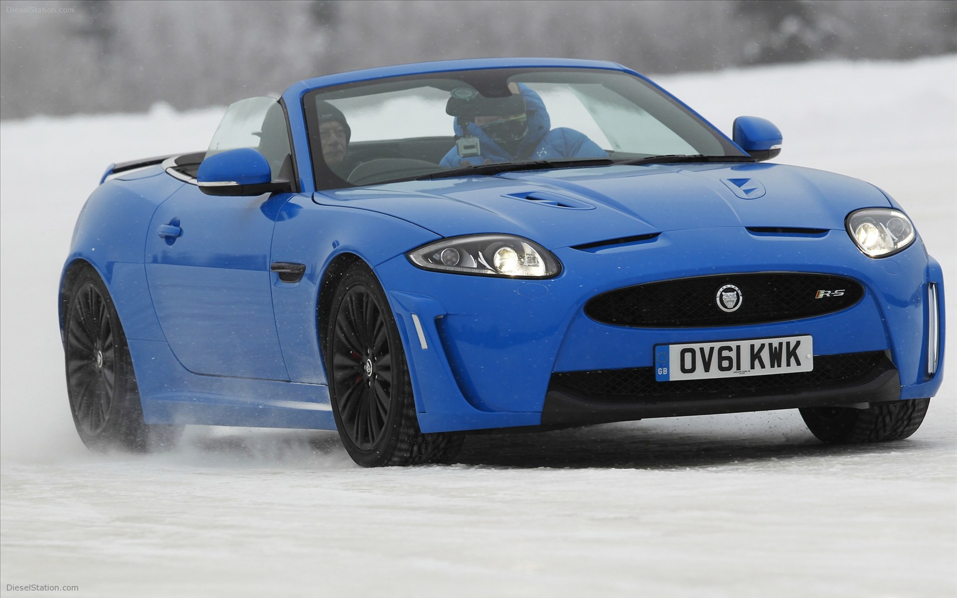 Jaguar XKR-S Convertible 2012