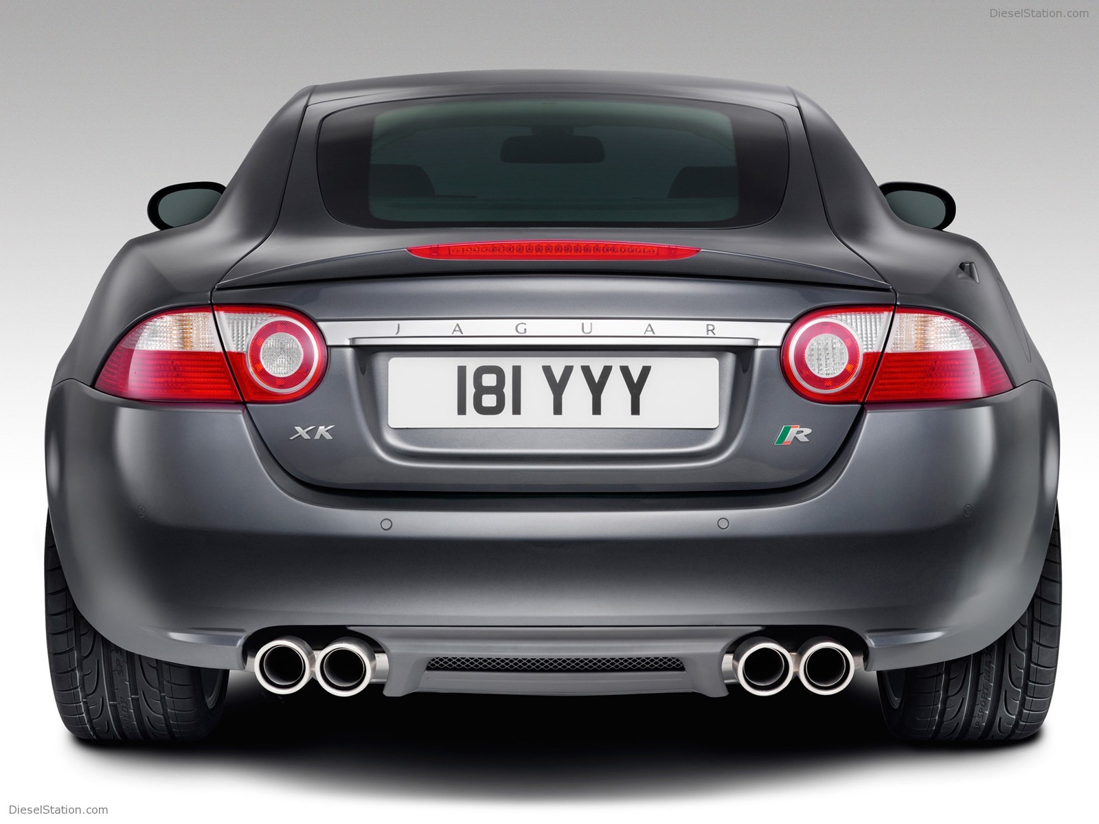 Jaguar XKR