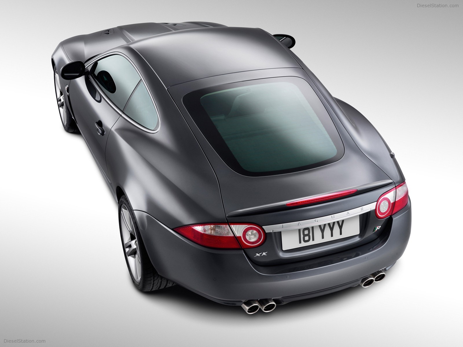 Jaguar XKR