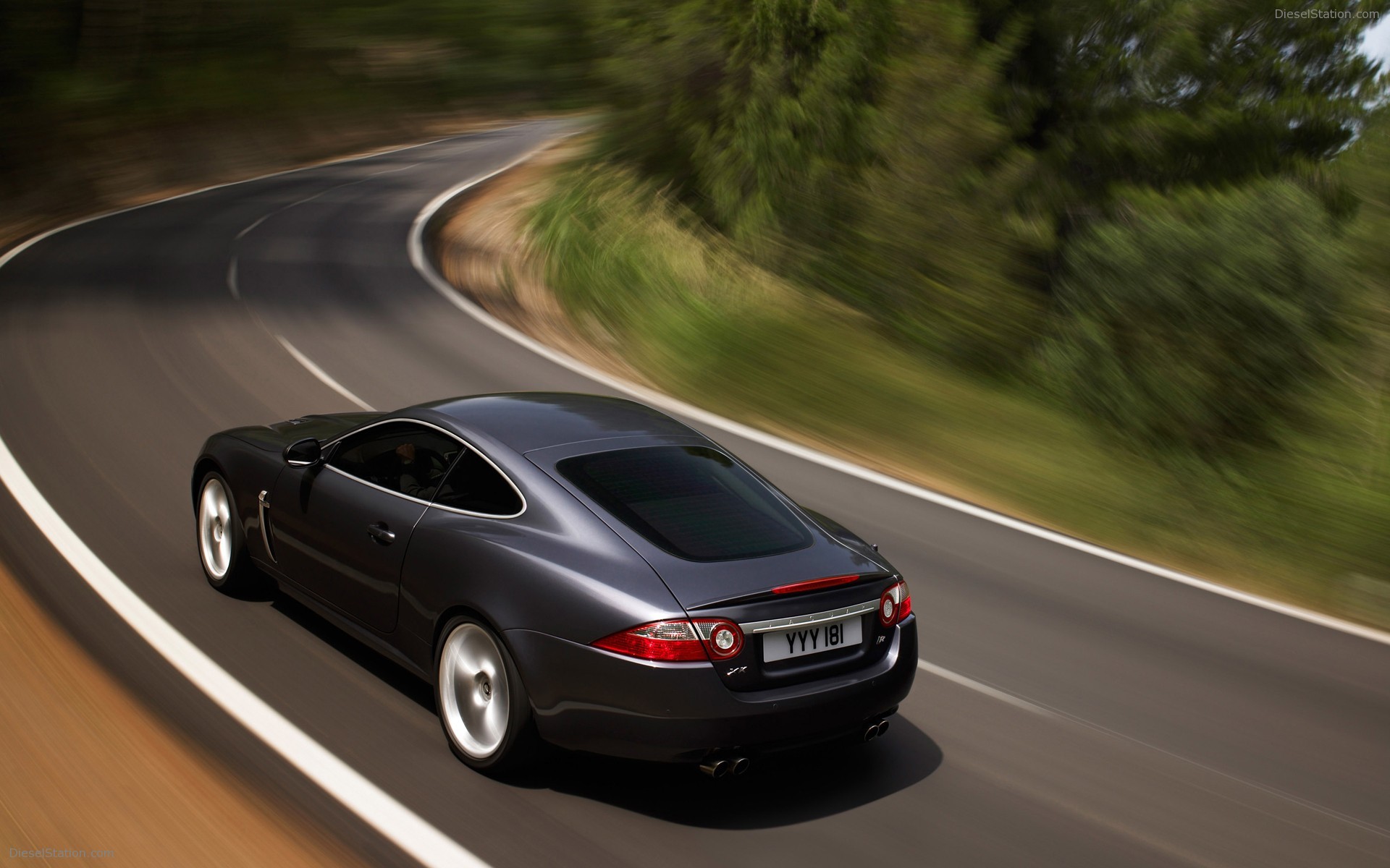 Jaguar XKR