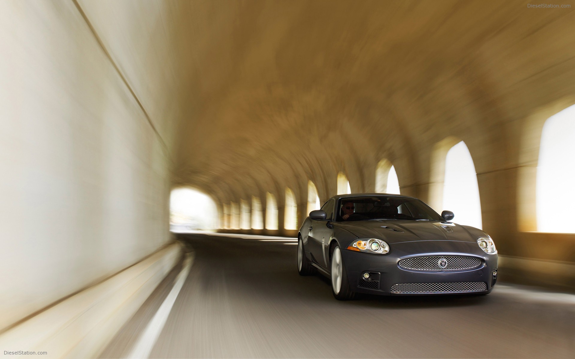 Jaguar XKR