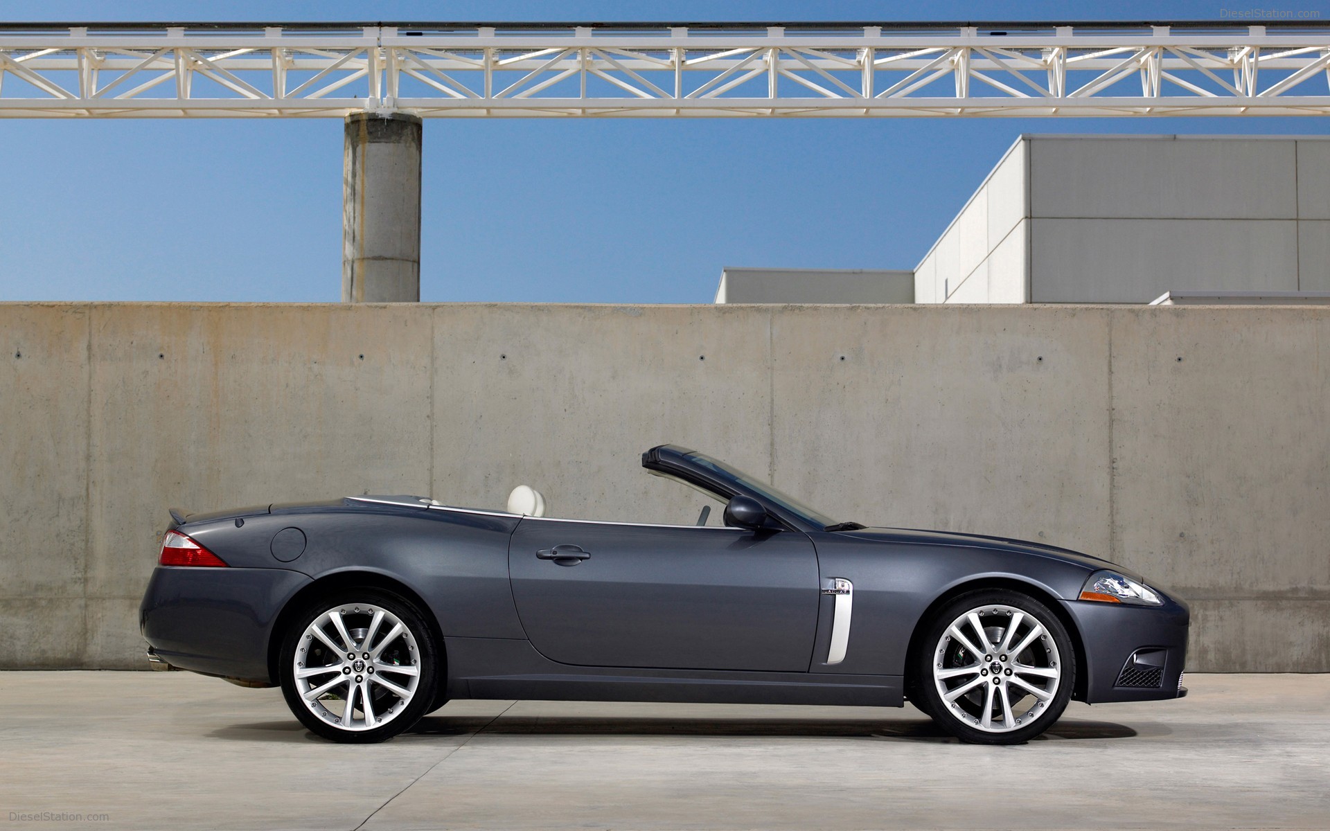 Jaguar XKR