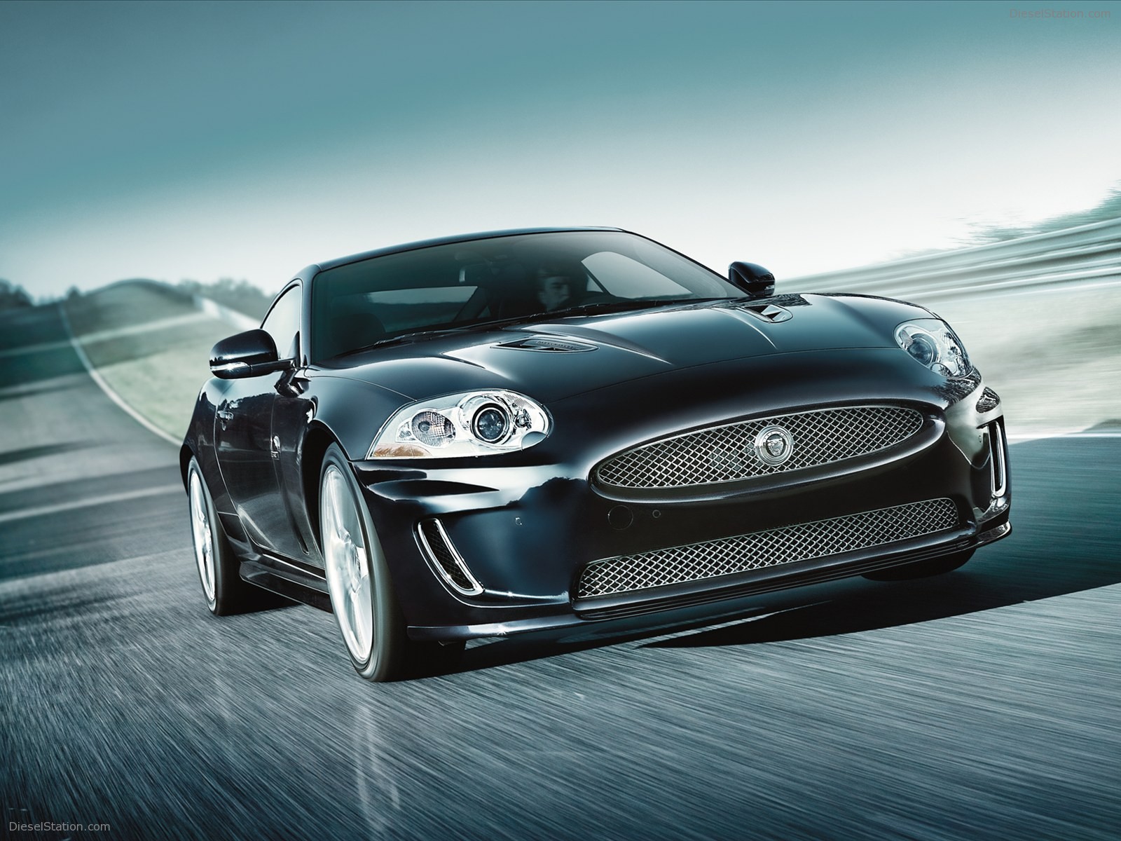 Jaguar XKR175 2011
