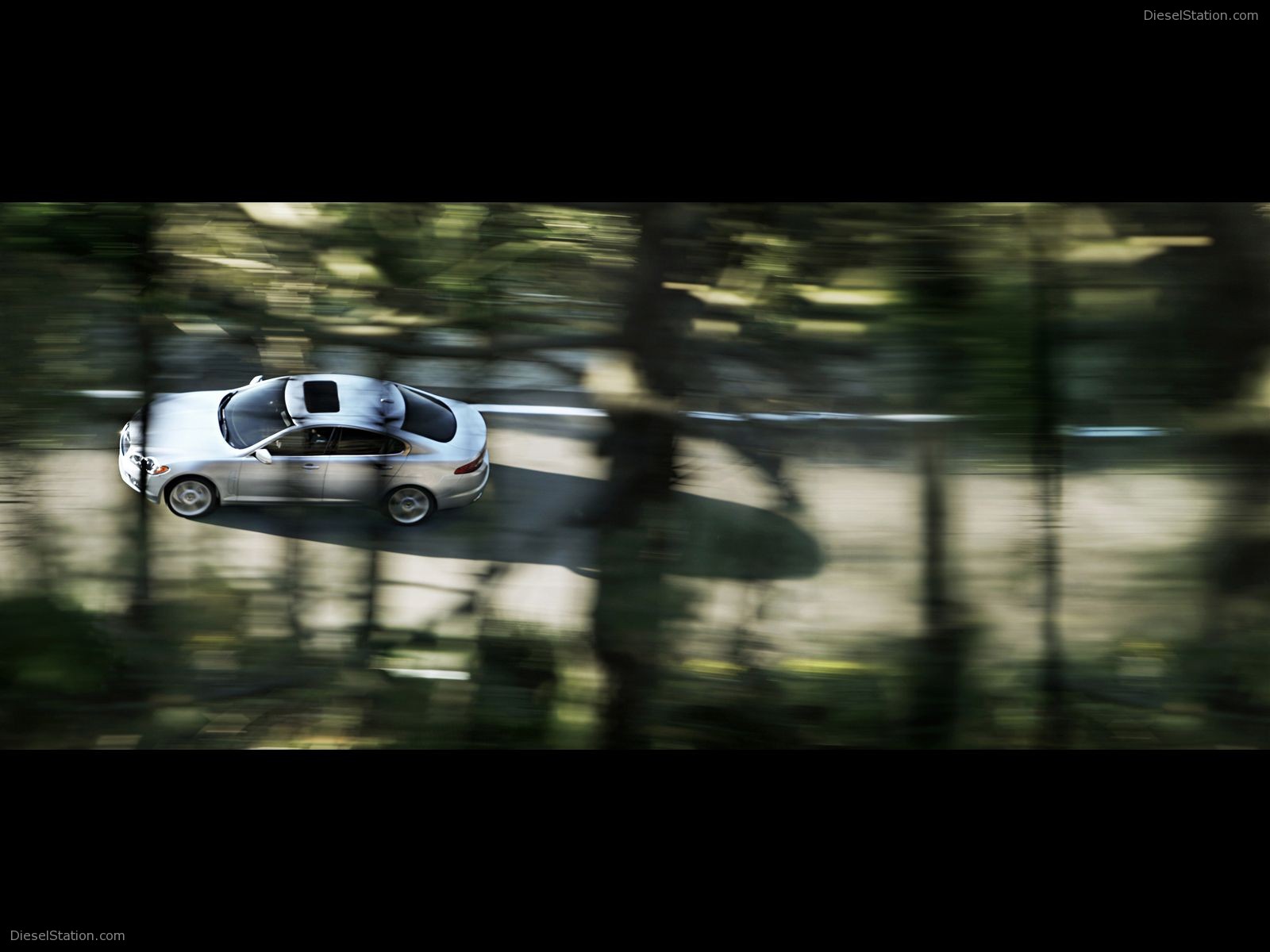 Jaguar XF (2009)
